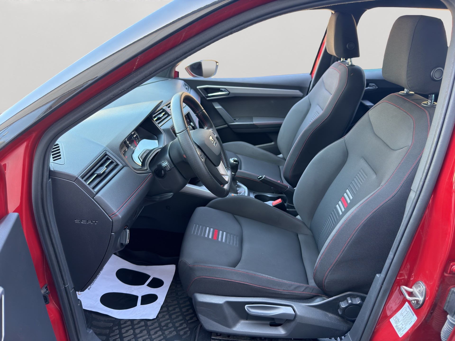 SEAT Arona 1.0 TSI Eco FR-image-8