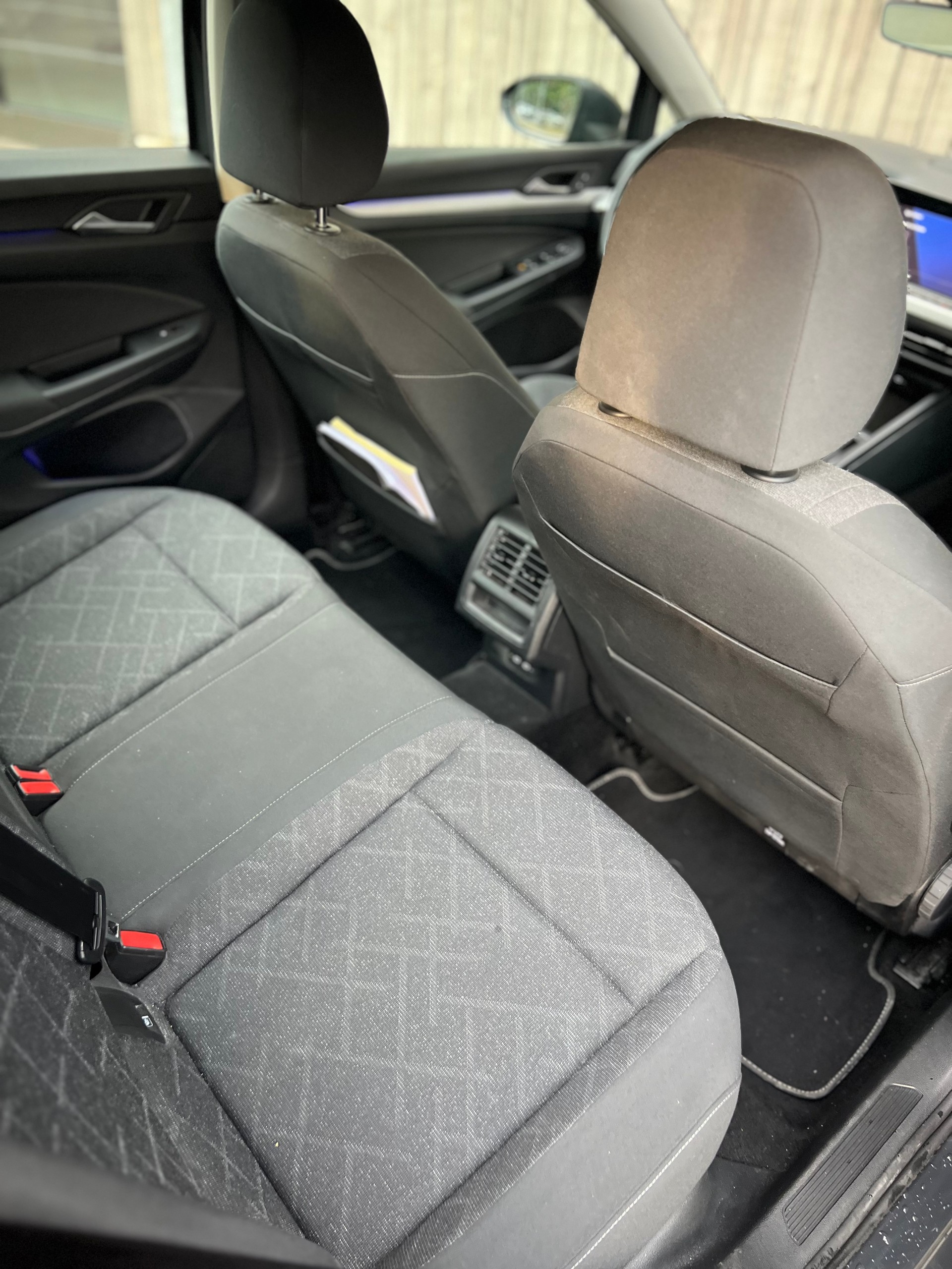 VW Golf 1.0 eTSI mHEV ACTLife DSG-image-8