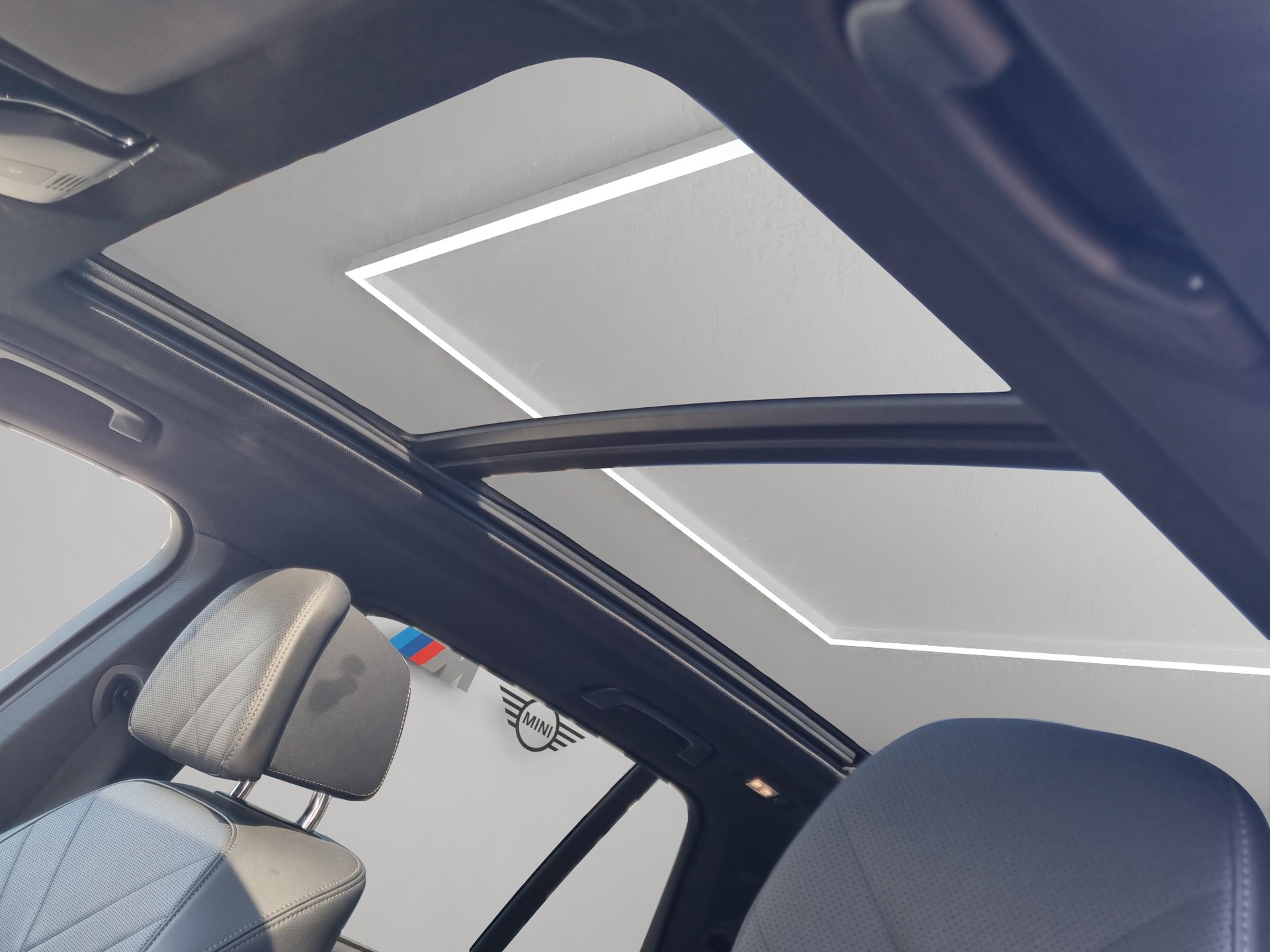 BMW X5 xDrive45e M Sport Steptronic-image-12