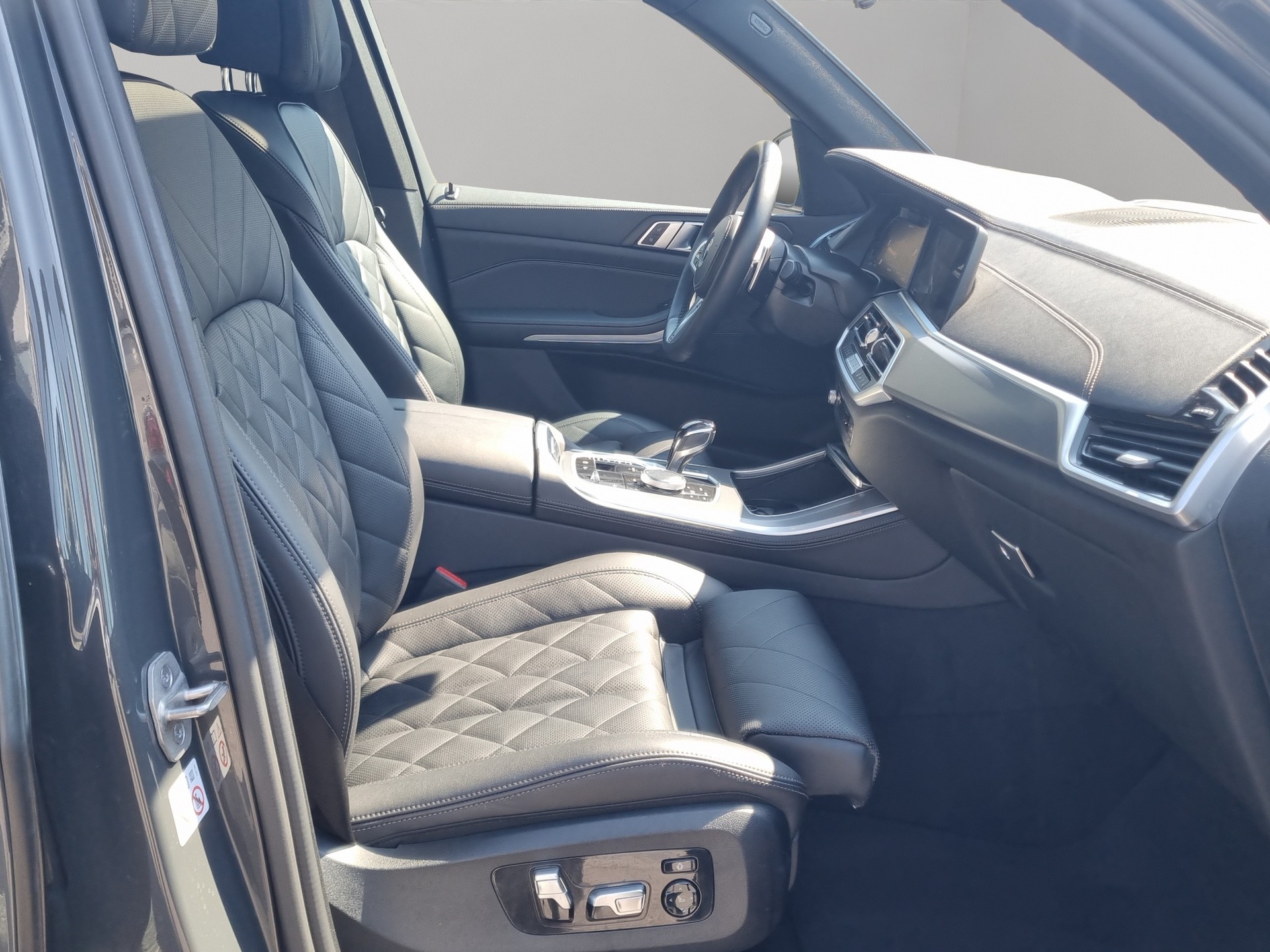 BMW X5 xDrive45e M Sport Steptronic-image-20