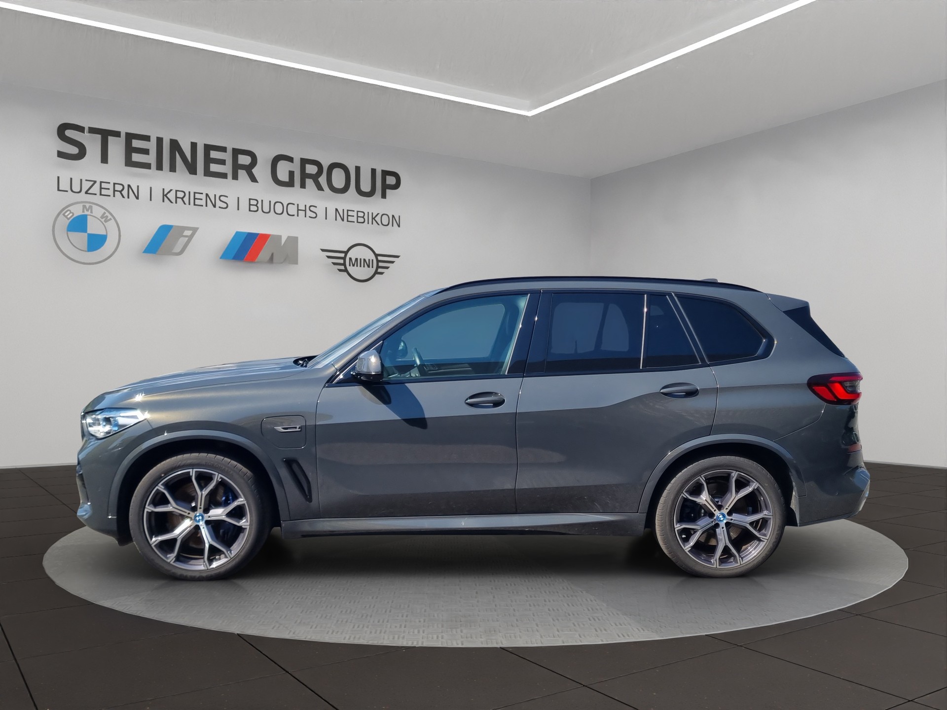 BMW X5 xDrive45e M Sport Steptronic-image-7