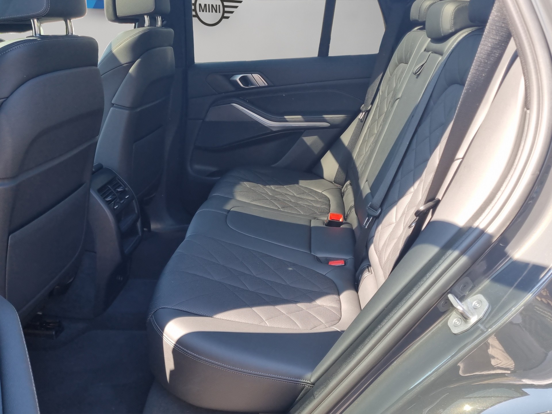 BMW X5 xDrive45e M Sport Steptronic-image-18