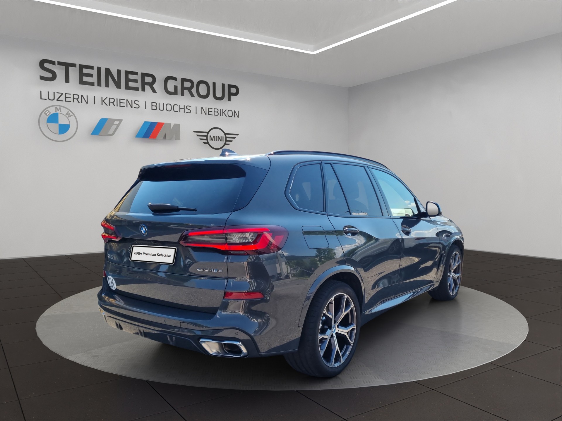 BMW X5 xDrive45e M Sport Steptronic-image-4