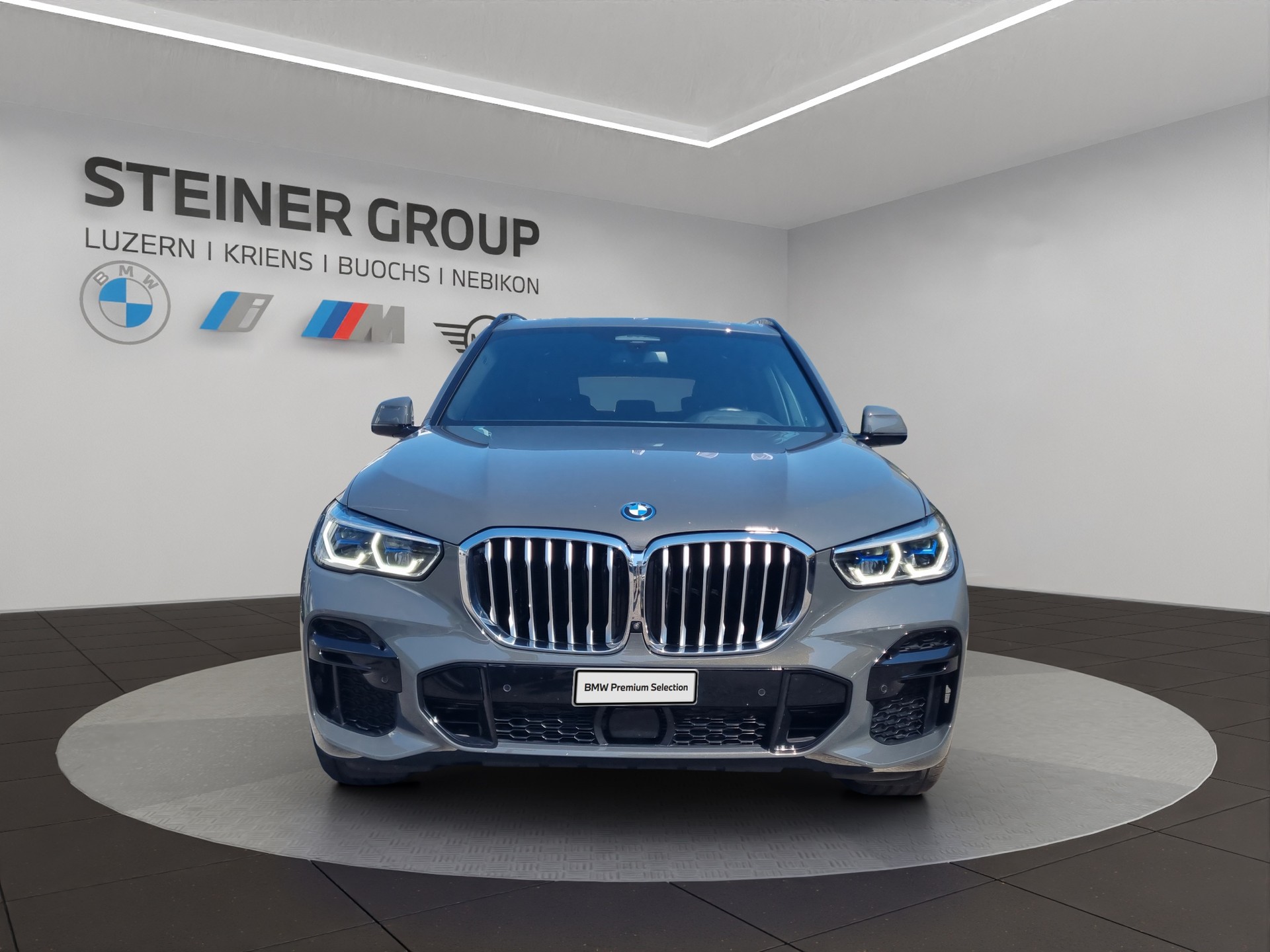 BMW X5 xDrive45e M Sport Steptronic-image-1