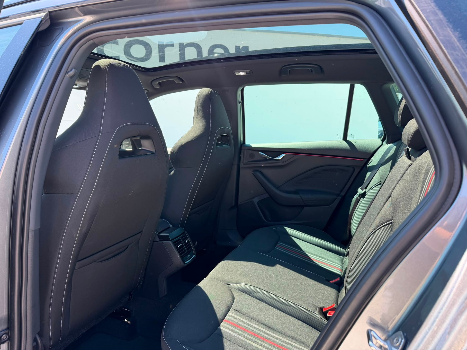 SKODA Kamiq 1.5 TSI Monte Carlo DSG-image-13