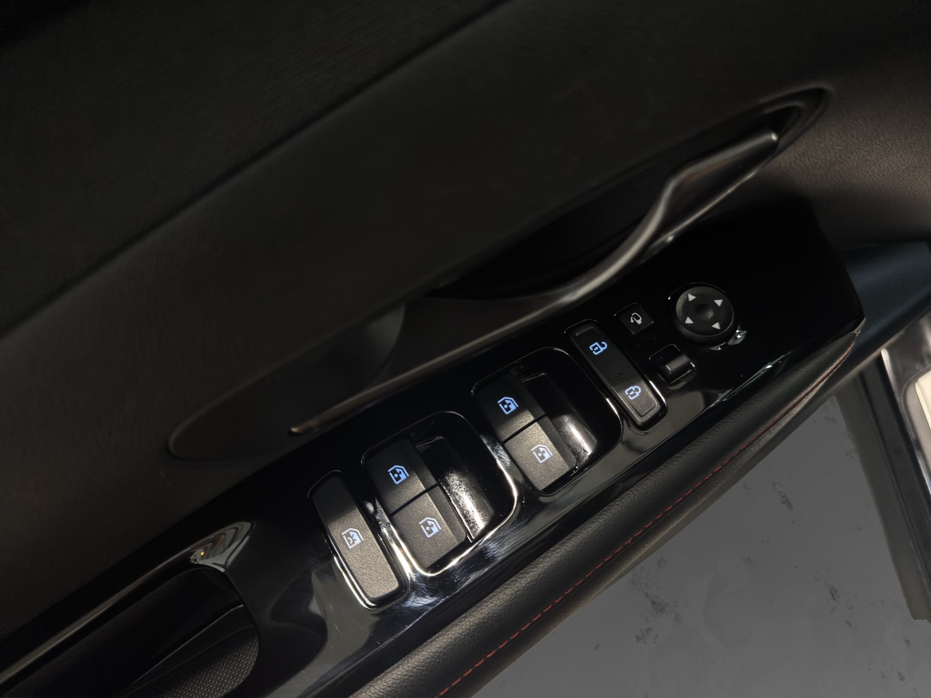 HYUNDAI Tucson 1.6 TGDI PHEV N Line 4WD-image-11