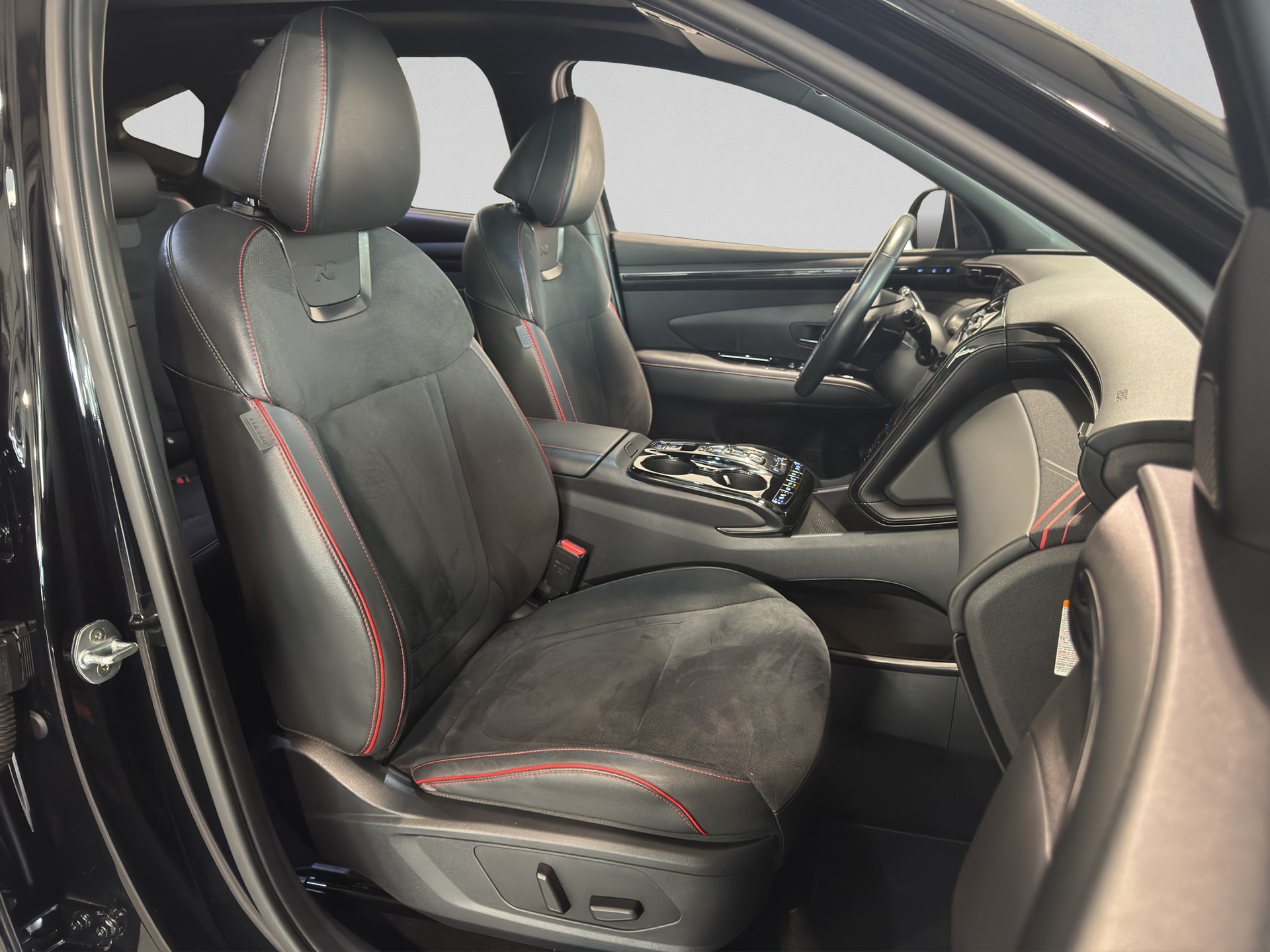 HYUNDAI Tucson 1.6 TGDI PHEV N Line 4WD-image-15
