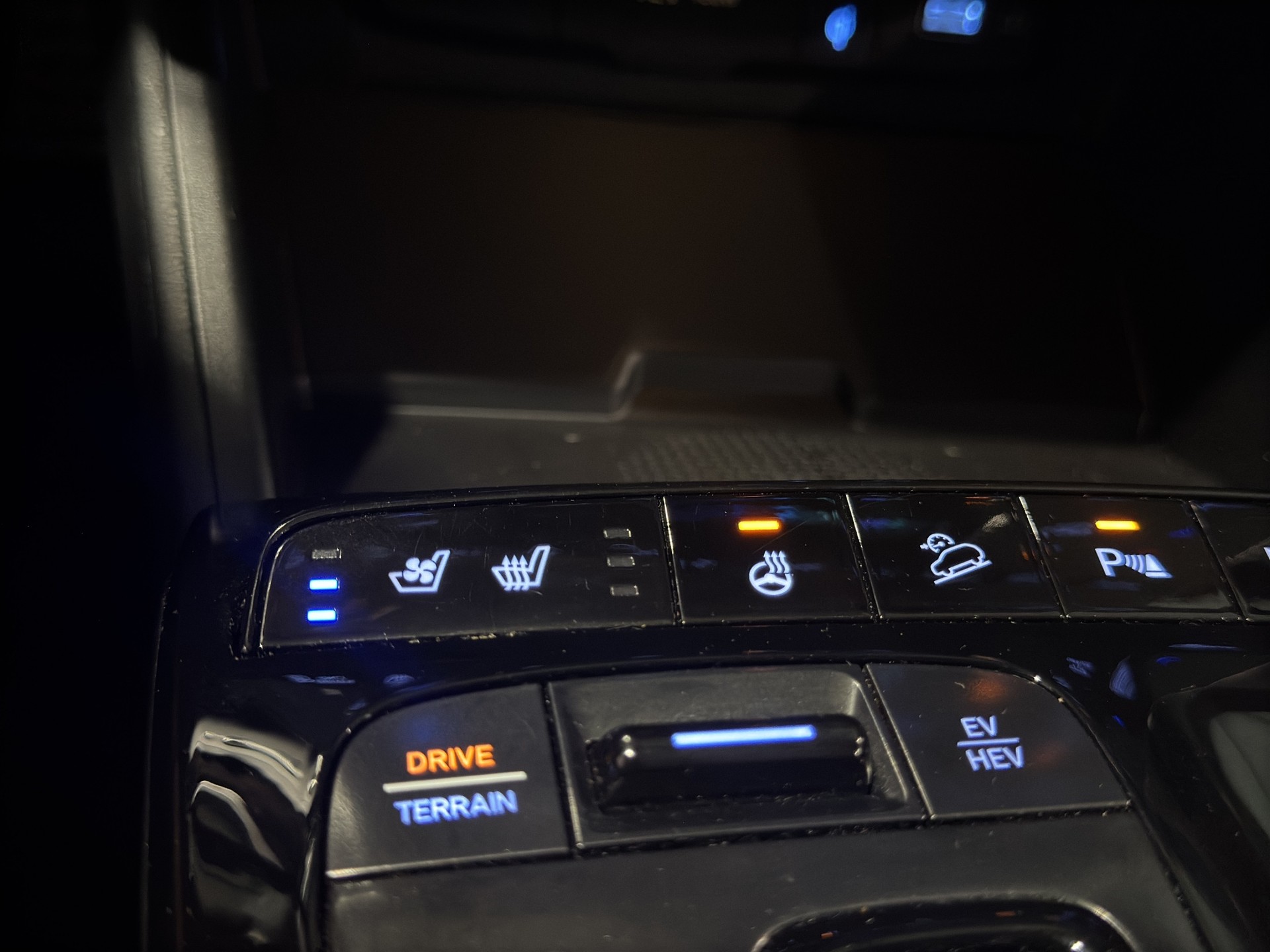 HYUNDAI Tucson 1.6 TGDI PHEV N Line 4WD-image-23