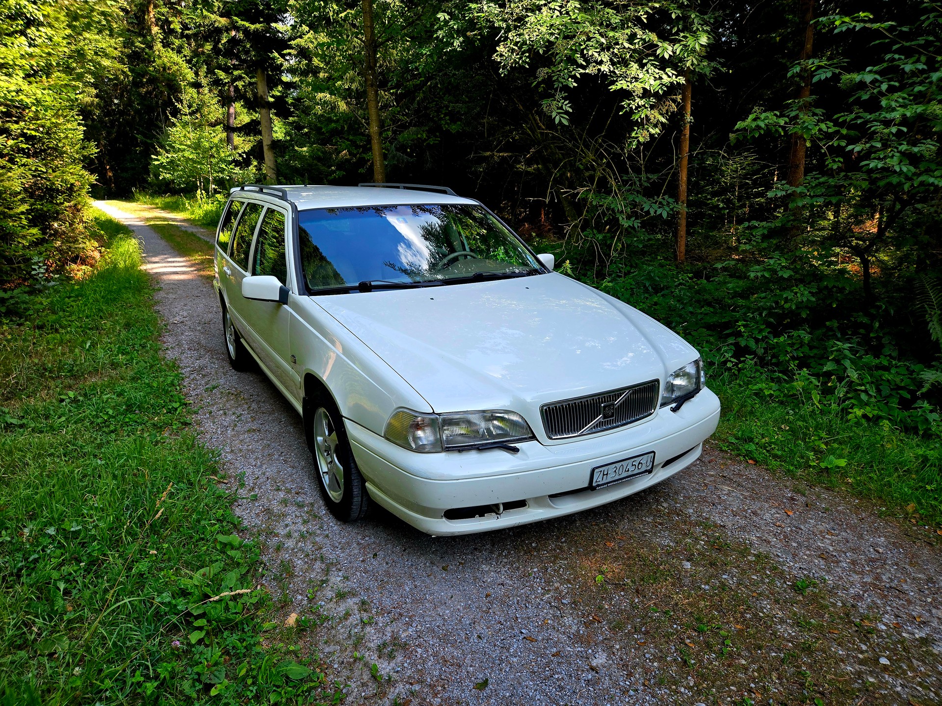 VOLVO V70 2.5