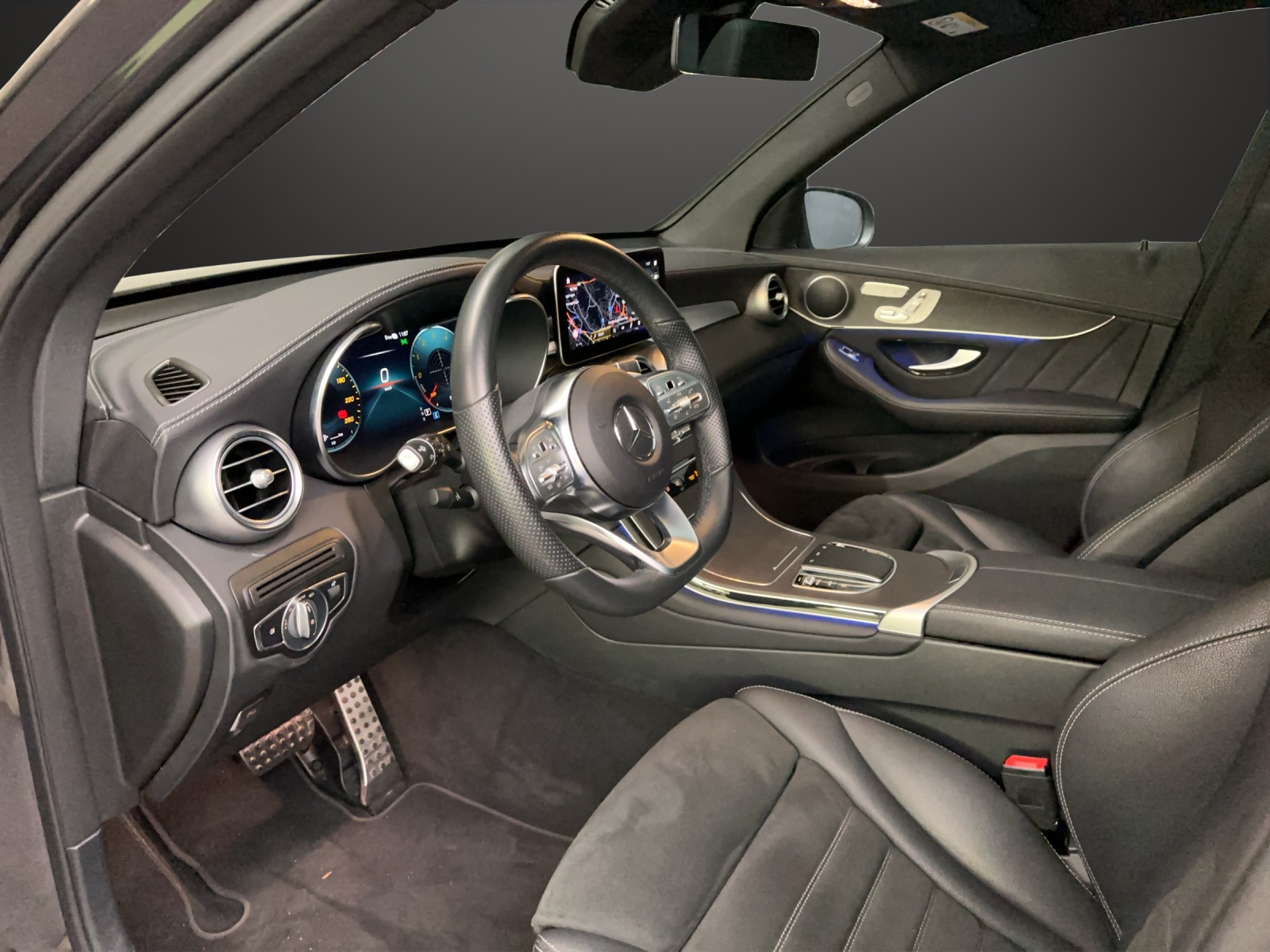 MERCEDES-BENZ GLC 300 de AMG Line 4M A-image-6