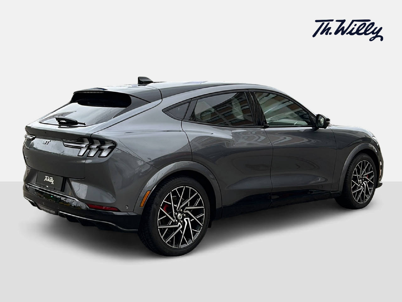 FORD Mustang Mach-E Extended GT AWD-image-4
