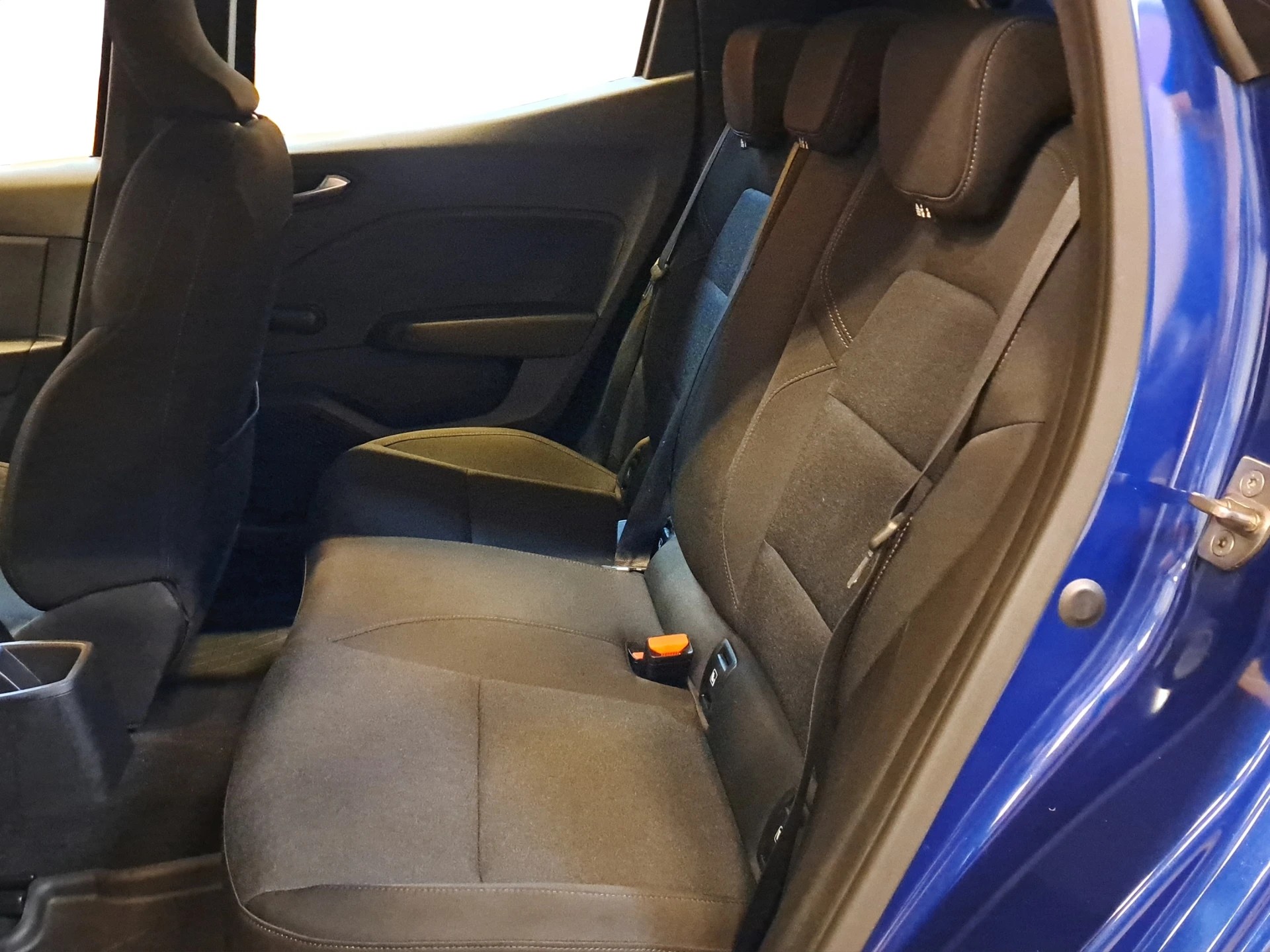 RENAULT Clio 1.0 Intens CVT-image-7