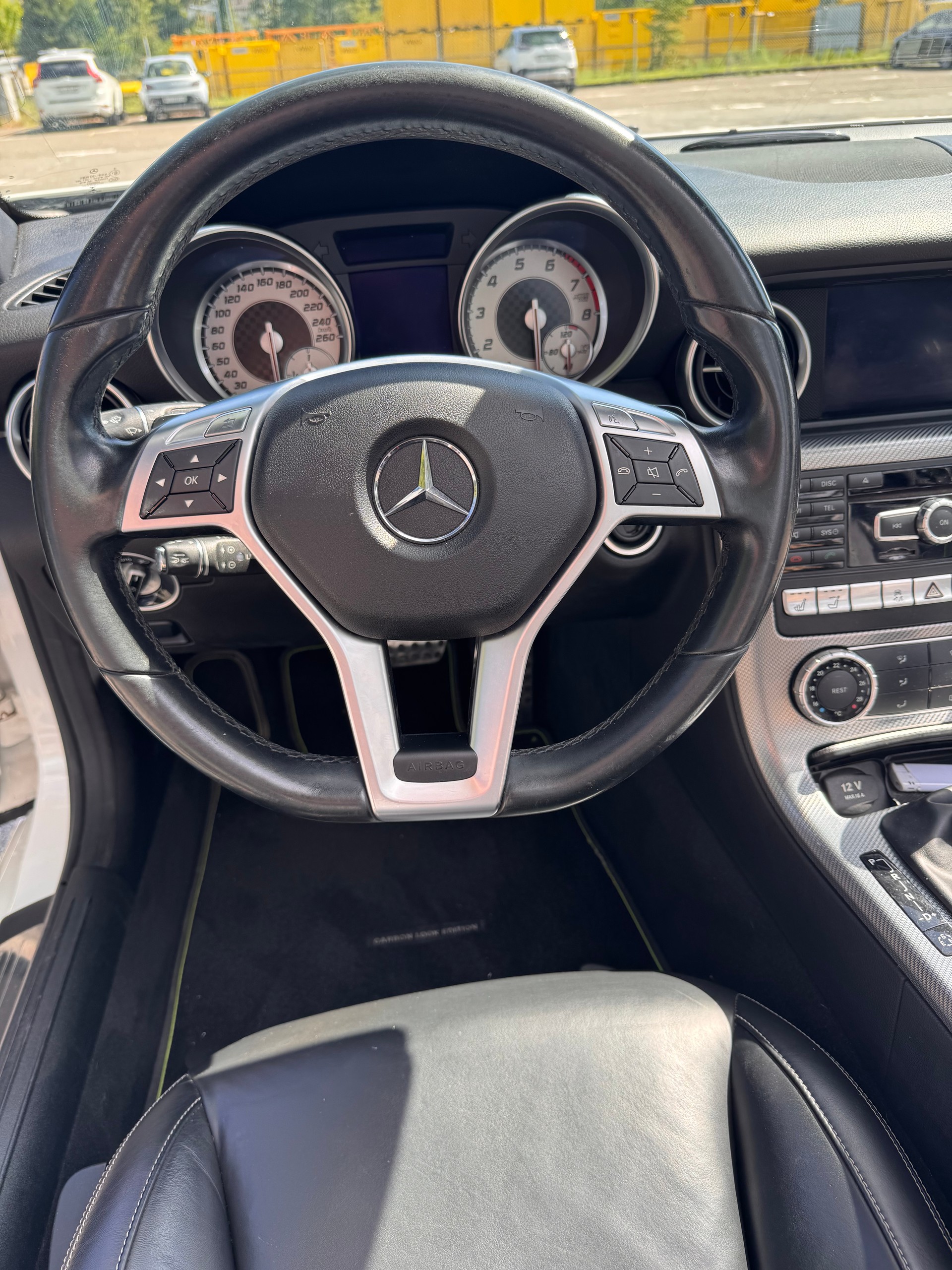MERCEDES-BENZ SLK 200-image-9
