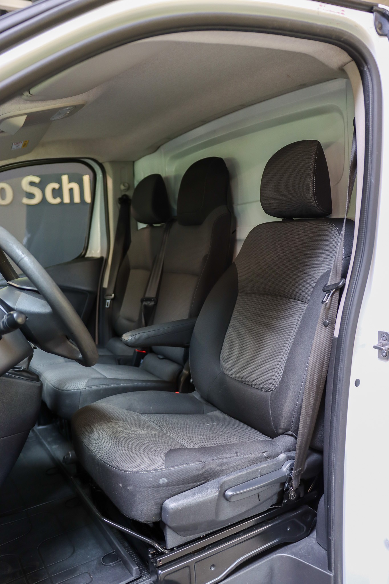 NISSAN NV300 dCi 120 2.9 L1H1 Pro-image-10