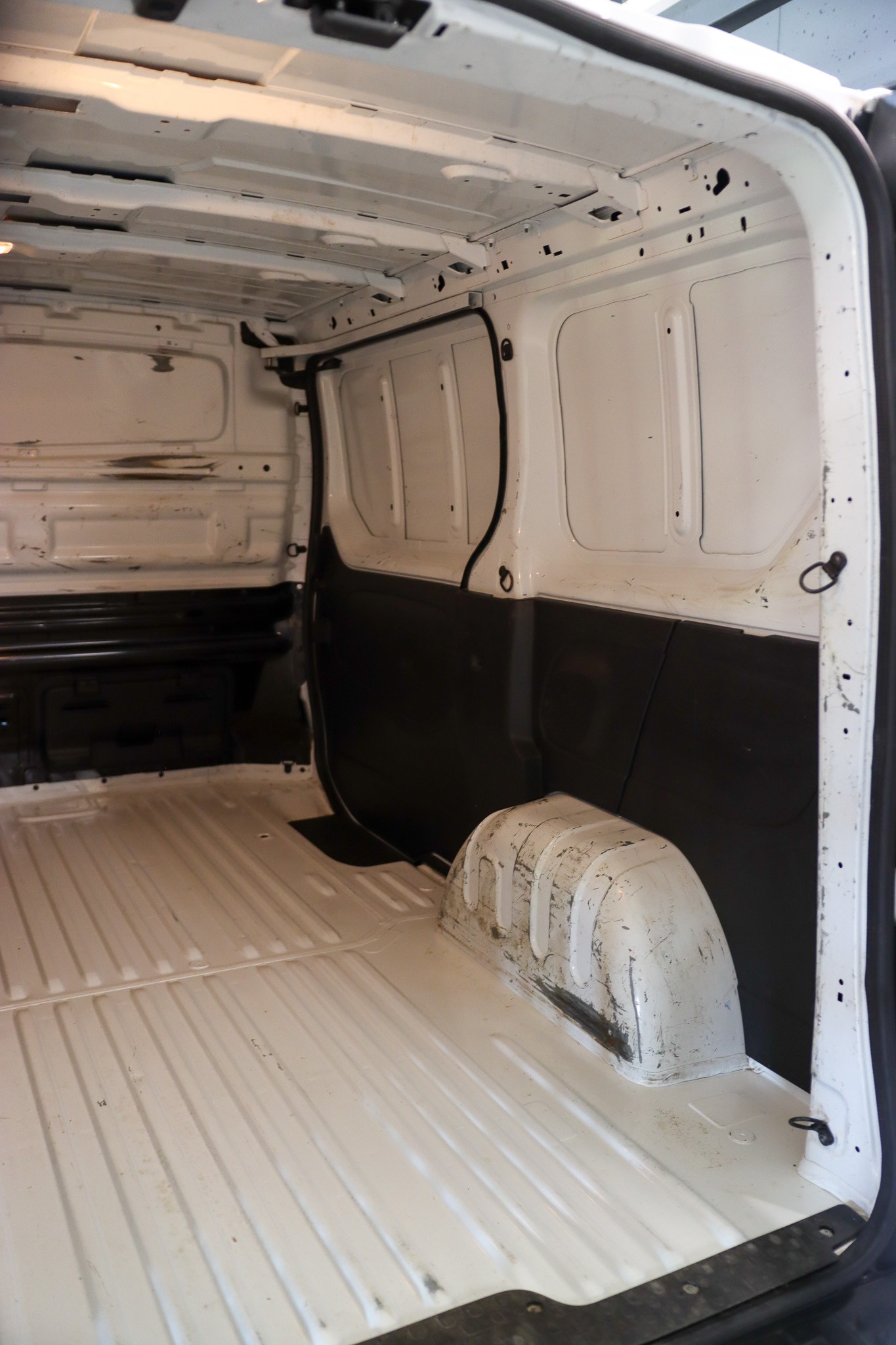 NISSAN NV300 dCi 120 2.9 L1H1 Pro-image-14