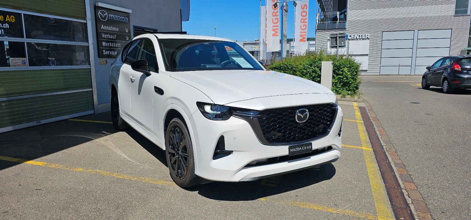 MAZDA CX-60 2.5 PHEV Homura Plus-image-8
