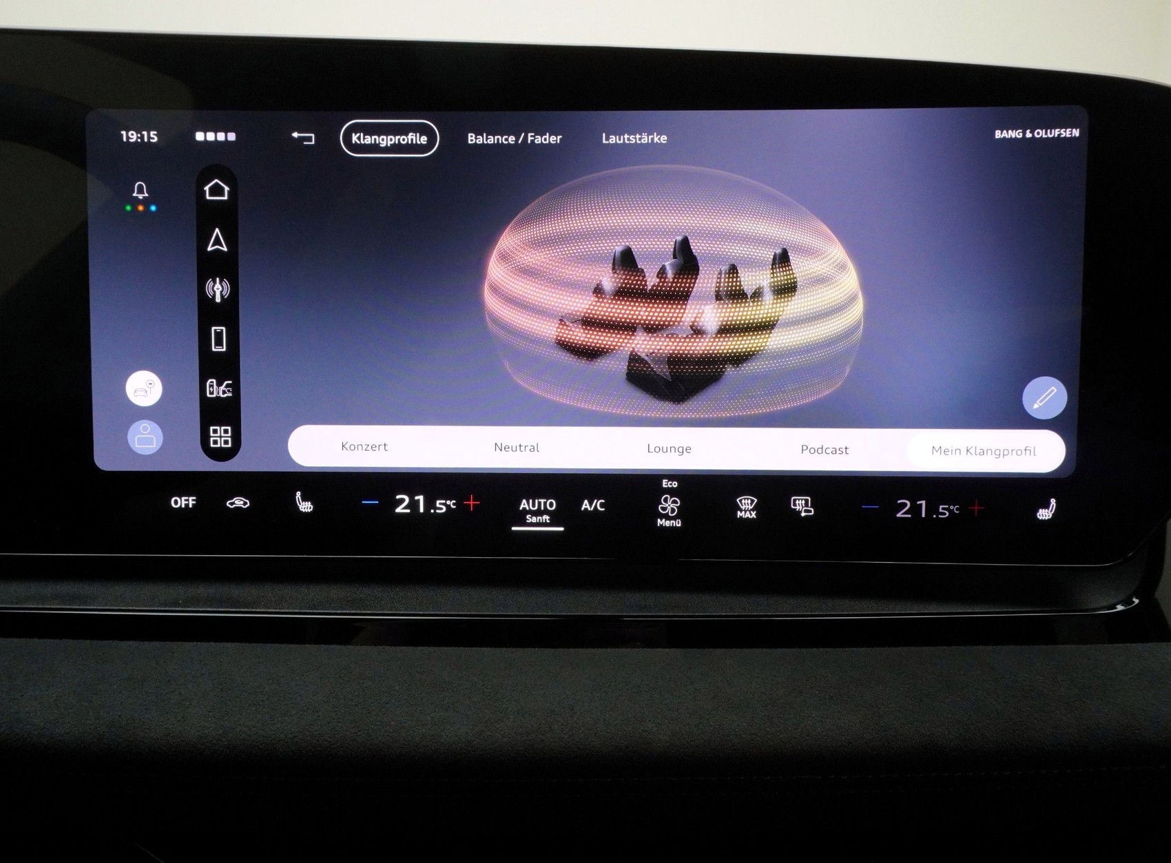 AUDI A6 e-tron Avant quattro S line-image-19