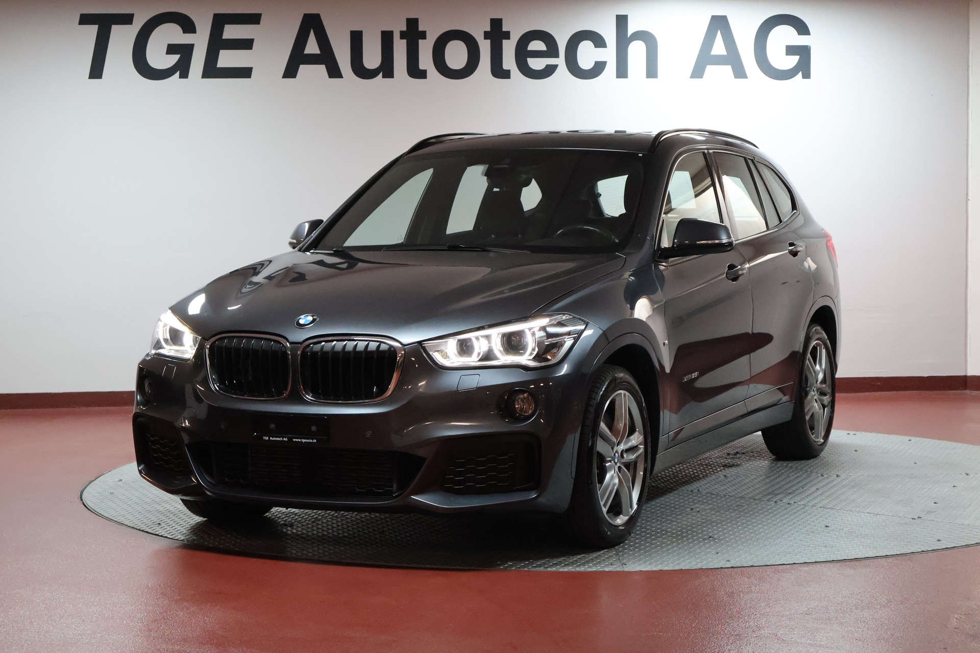 BMW X1 xDrive 25i M Sport Steptronic-image-0
