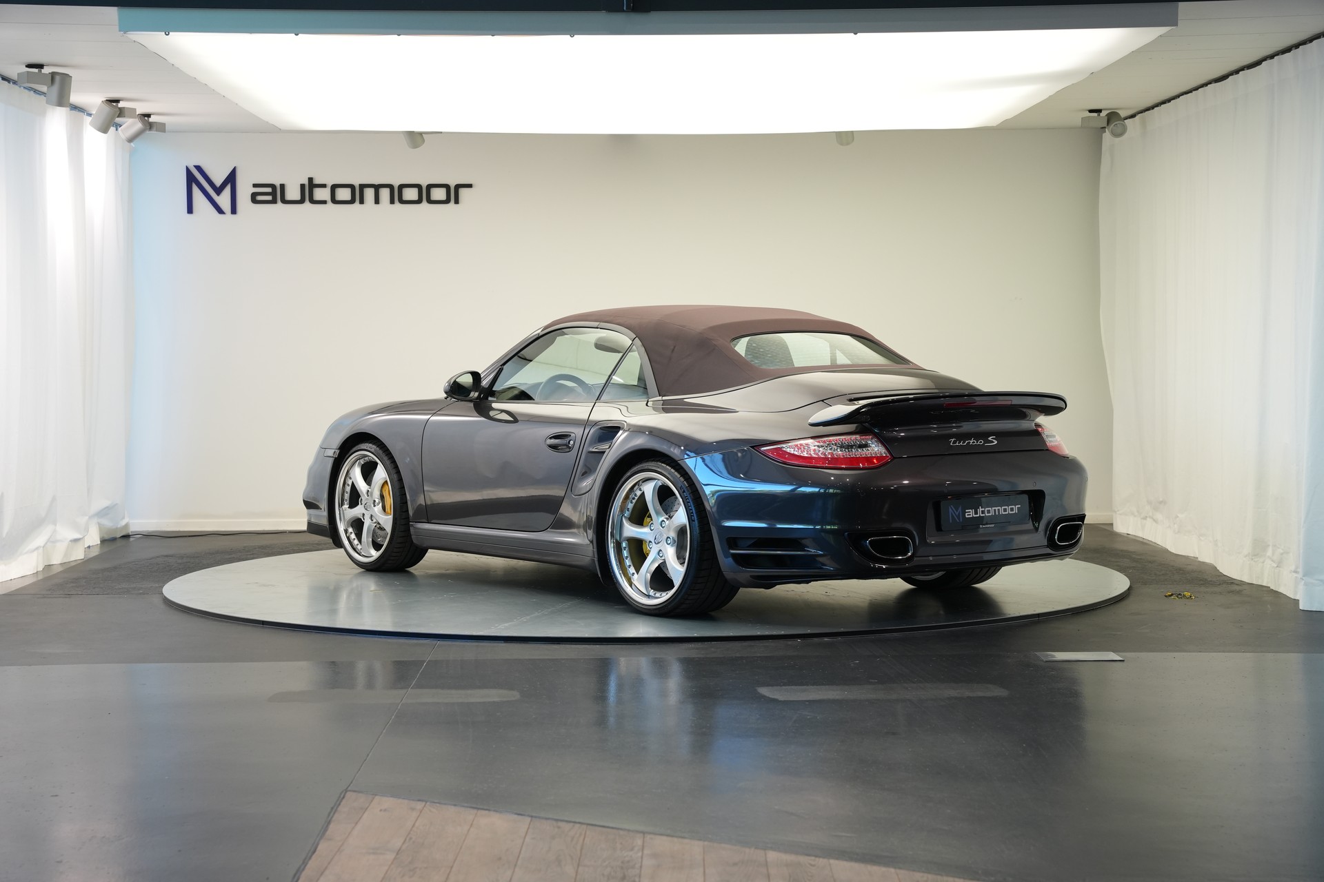 PORSCHE 911 Cabrio Turbo S PDK *CH-Fahrzeug* *Techart Felgen*-image-12