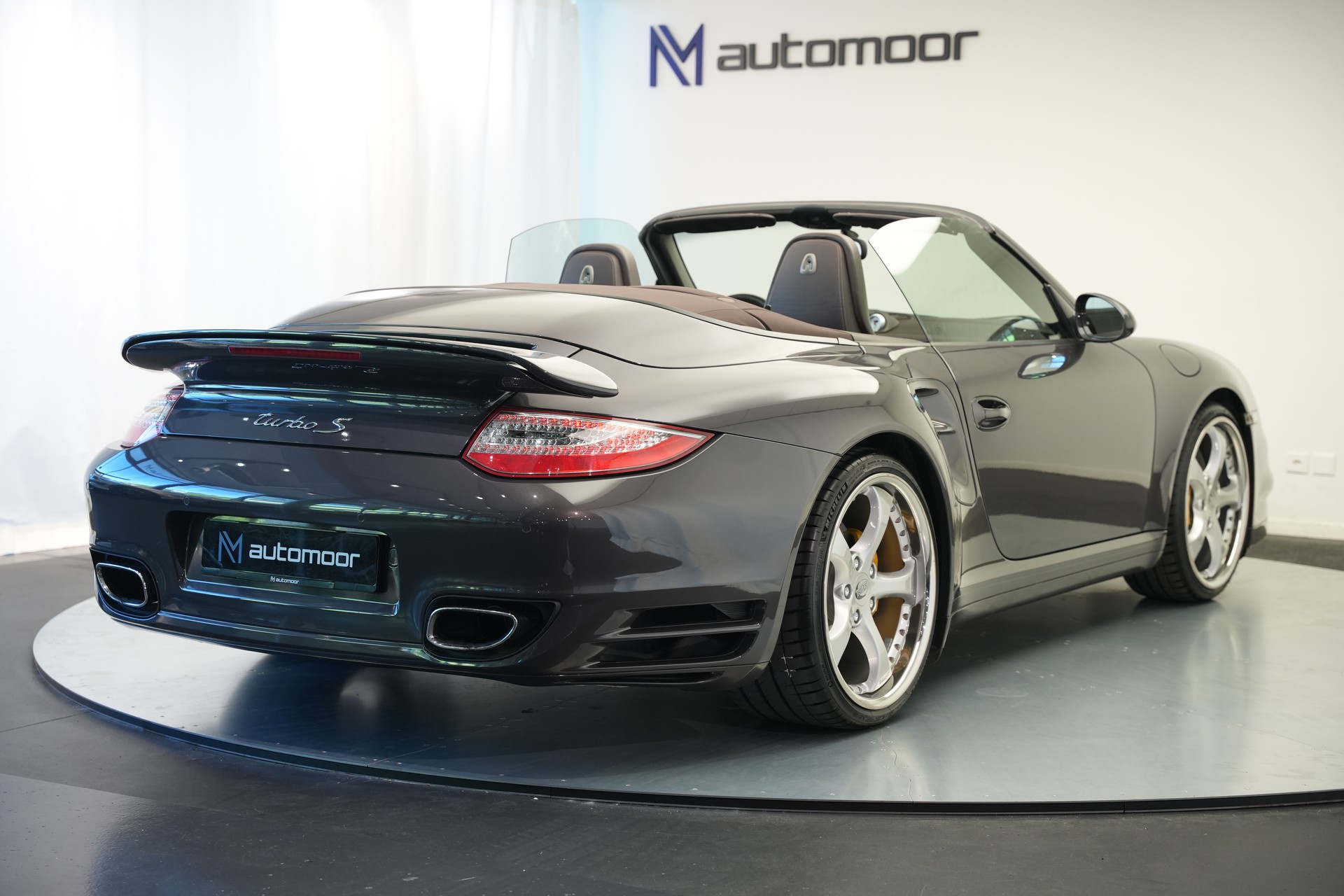 PORSCHE 911 Cabrio Turbo S PDK *CH-Fahrzeug* *Techart Felgen*-image-36