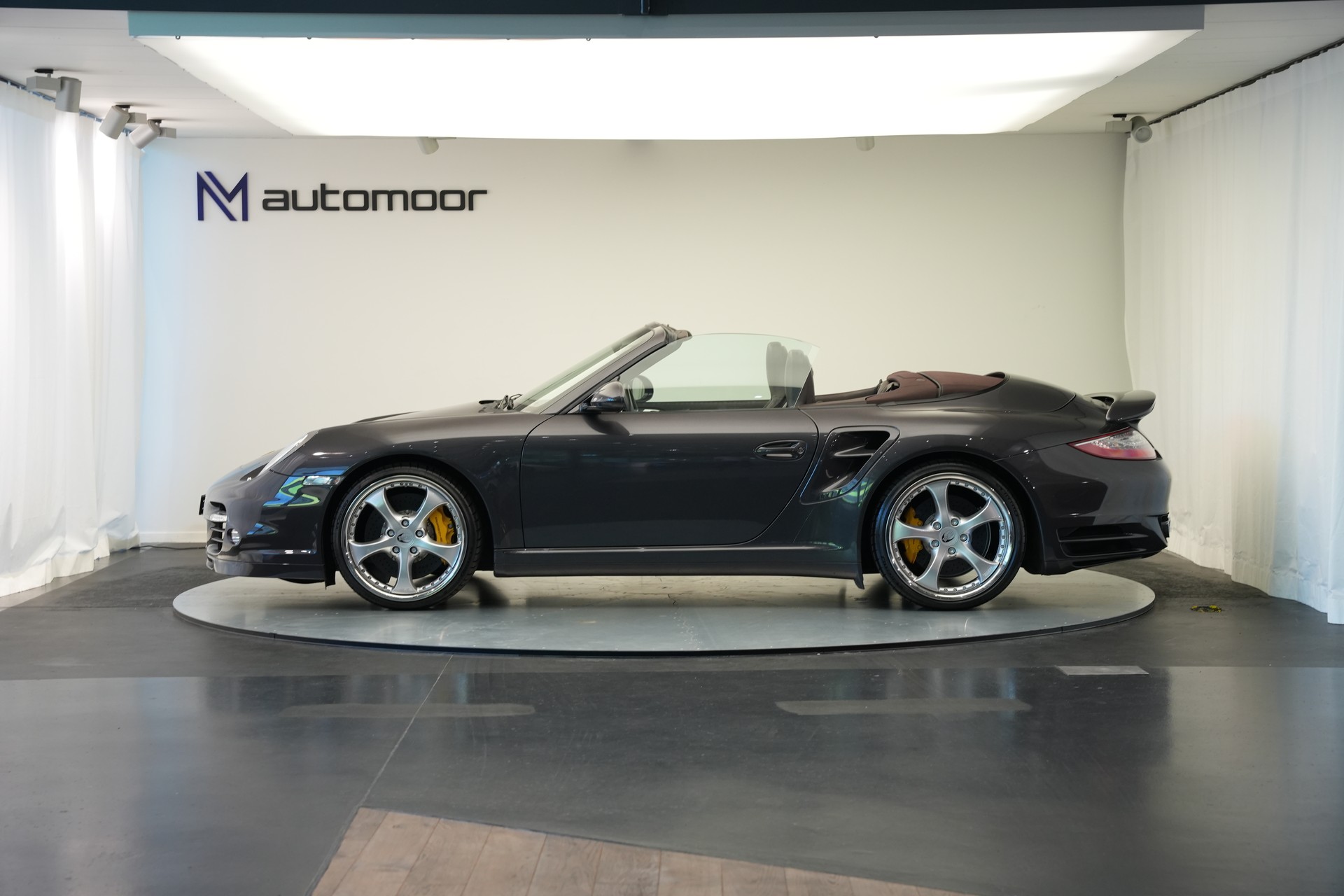 PORSCHE 911 Cabrio Turbo S PDK *CH-Fahrzeug* *Techart Felgen*-image-7
