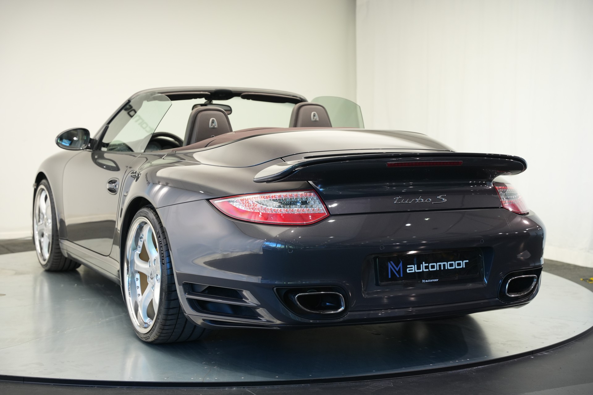 PORSCHE 911 Cabrio Turbo S PDK *CH-Fahrzeug* *Techart Felgen*-image-35