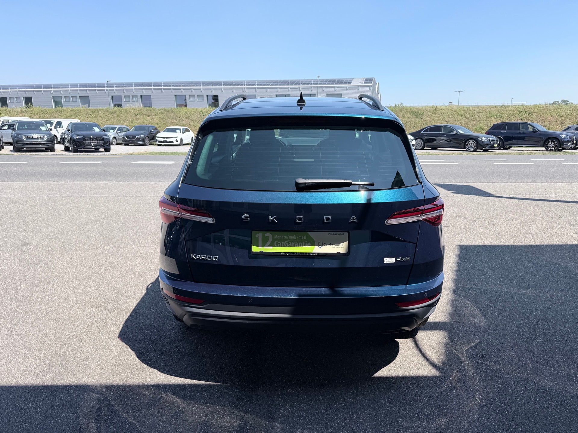 SKODA Karoq 2.0 TDI CR Ambition 4x4 DSG+++ANHÄNGERKUPPLUNG+++-image-2