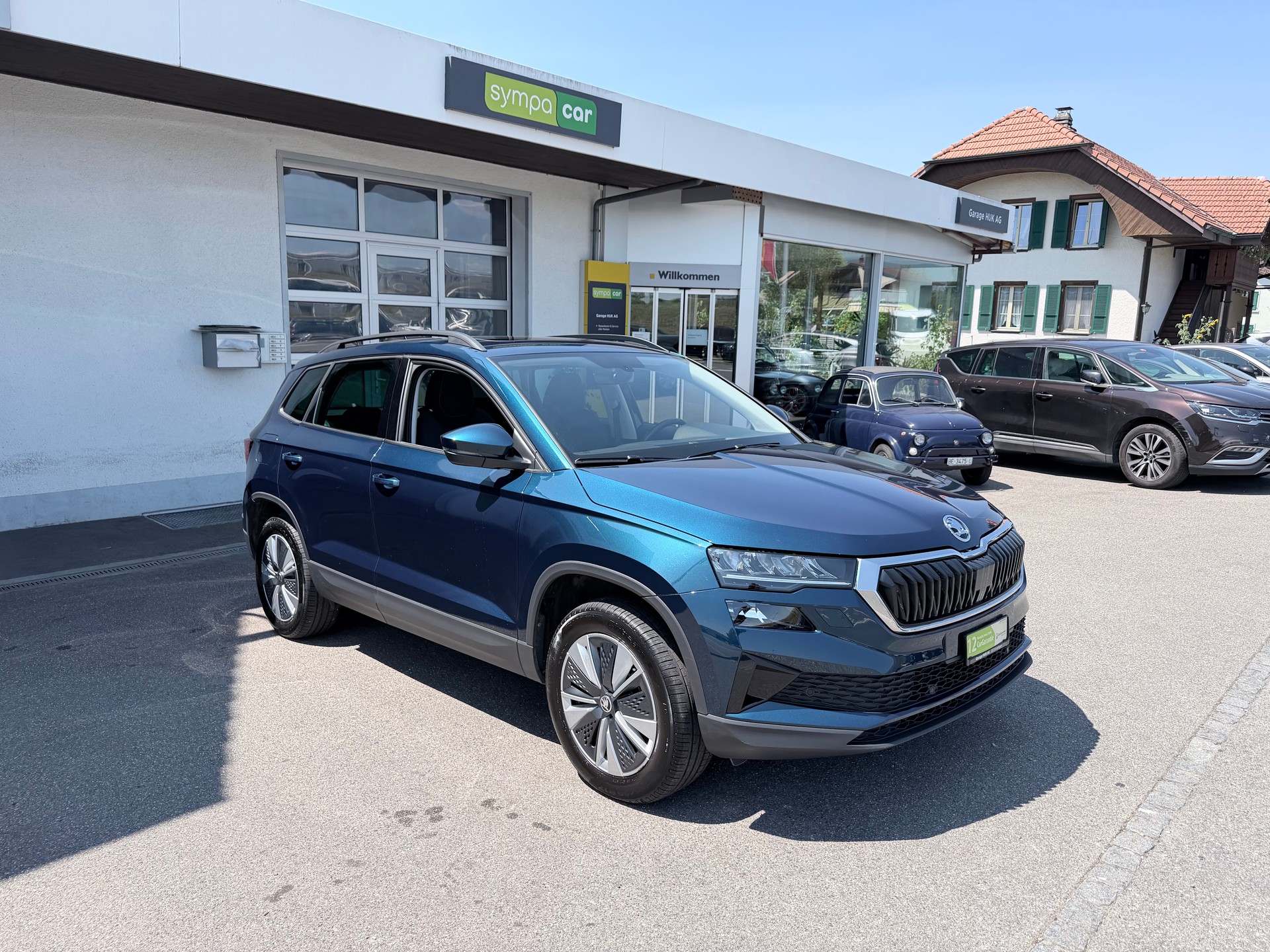 SKODA Karoq 2.0 TDI CR Ambition 4x4 DSG+++ANHÄNGERKUPPLUNG+++-image-0