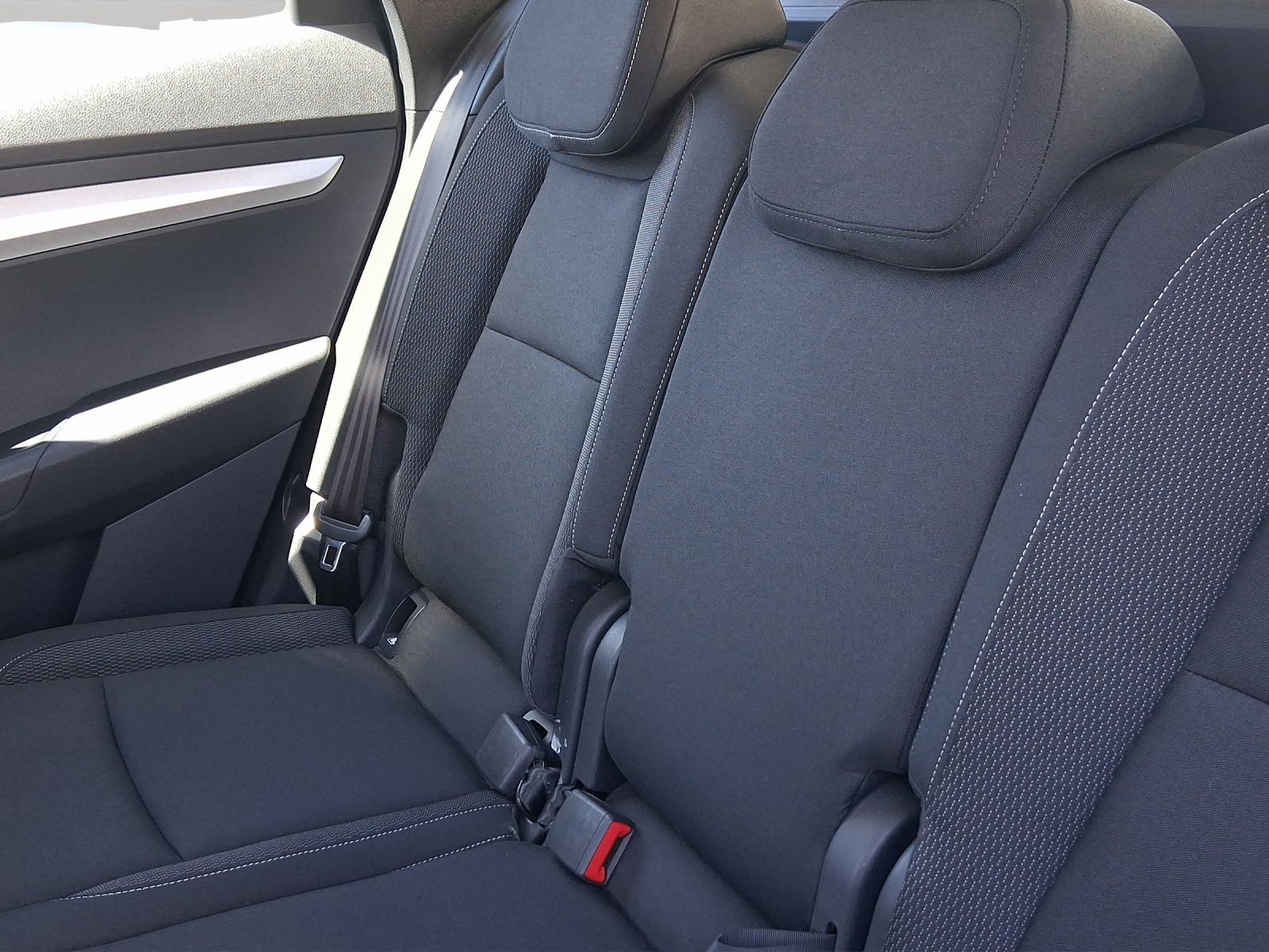 SKODA Karoq 1.5 TSI Ambition-image-16