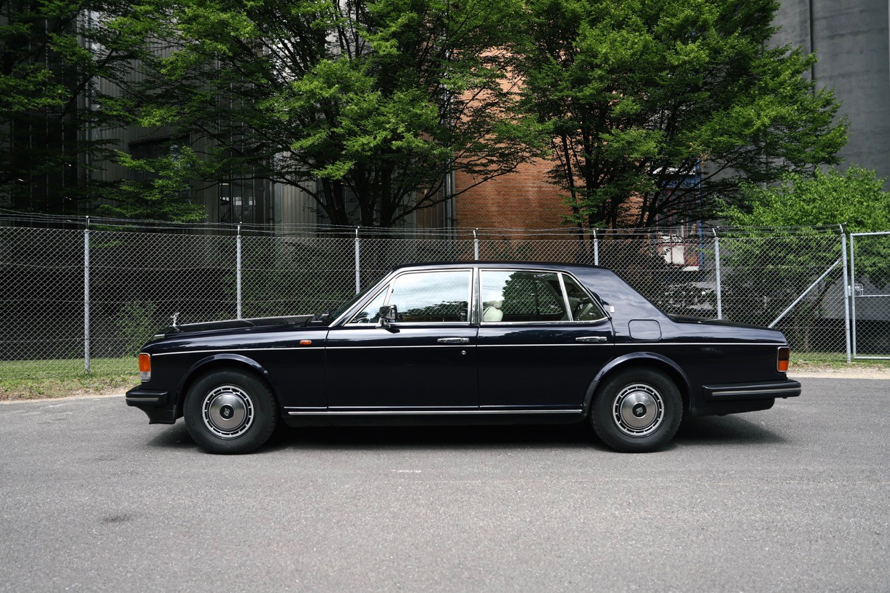 ROLLS-ROYCE Silver Spirit II-image-1