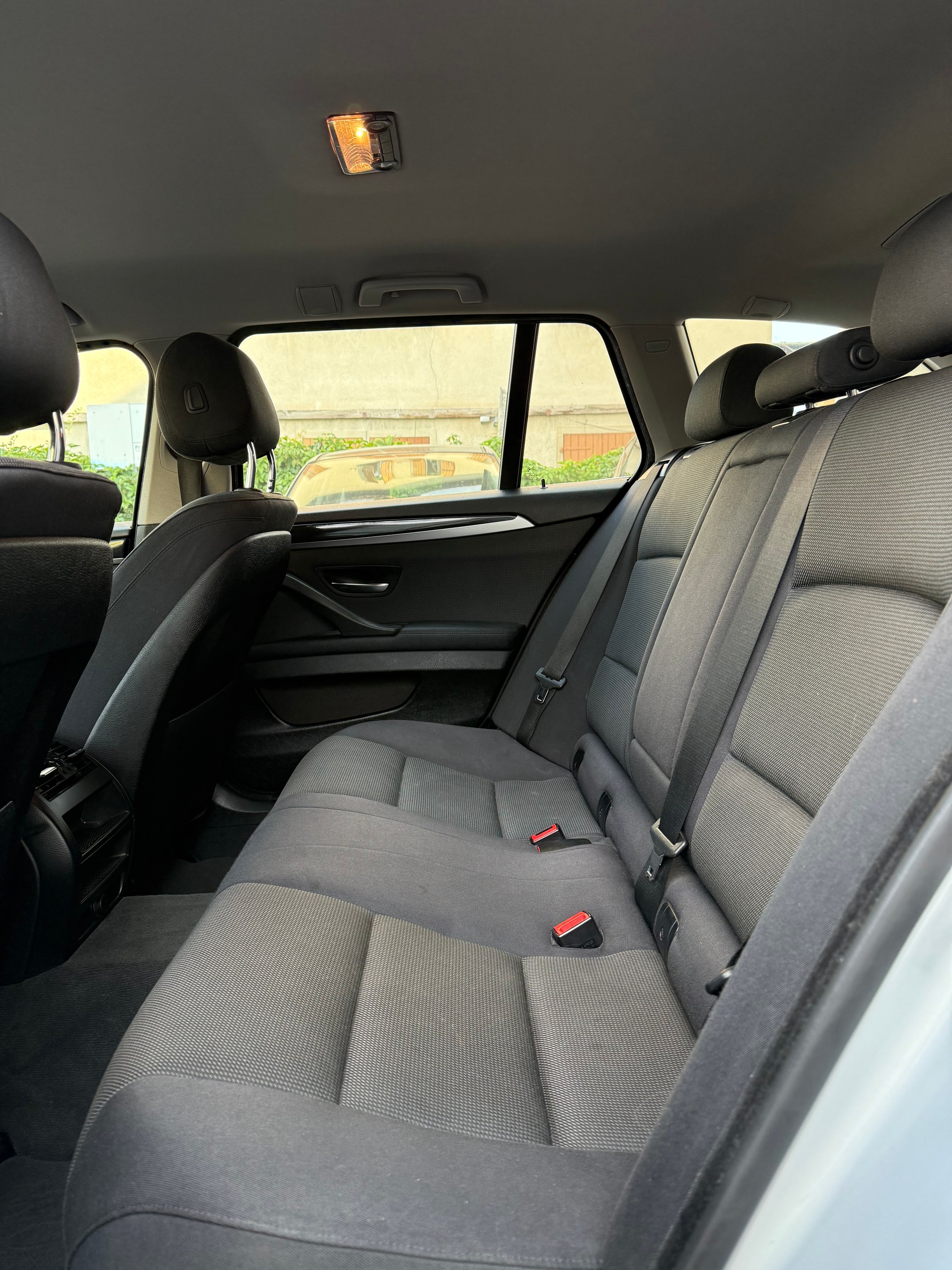 BMW 520d Touring xDrive Steptronic-image-3