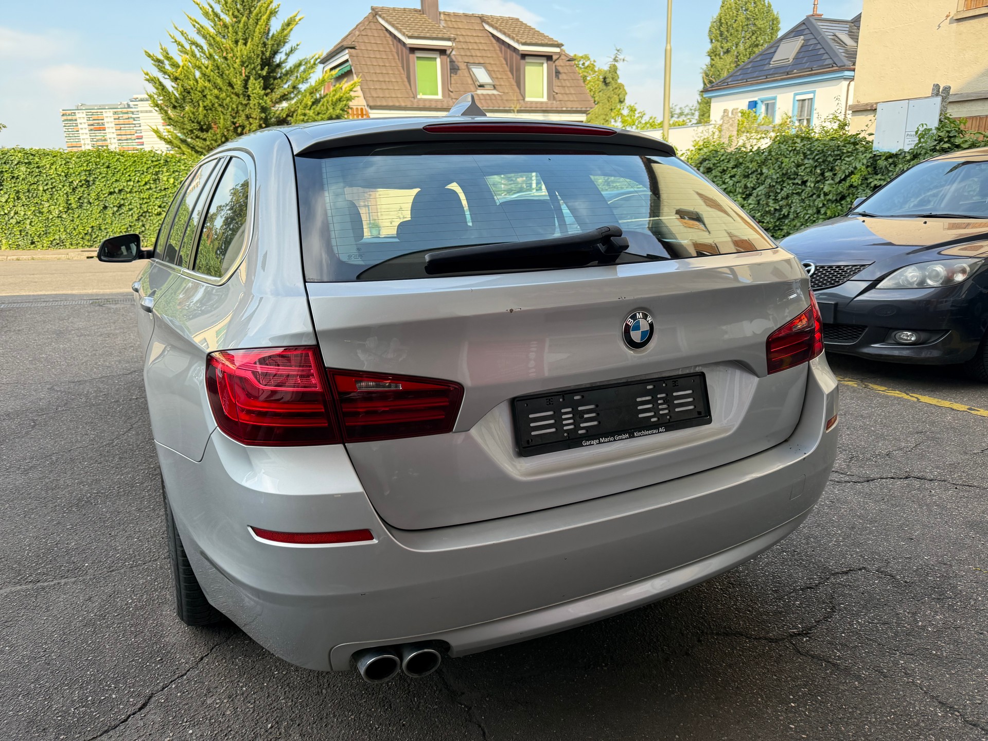 BMW 520d Touring xDrive Steptronic-image-2