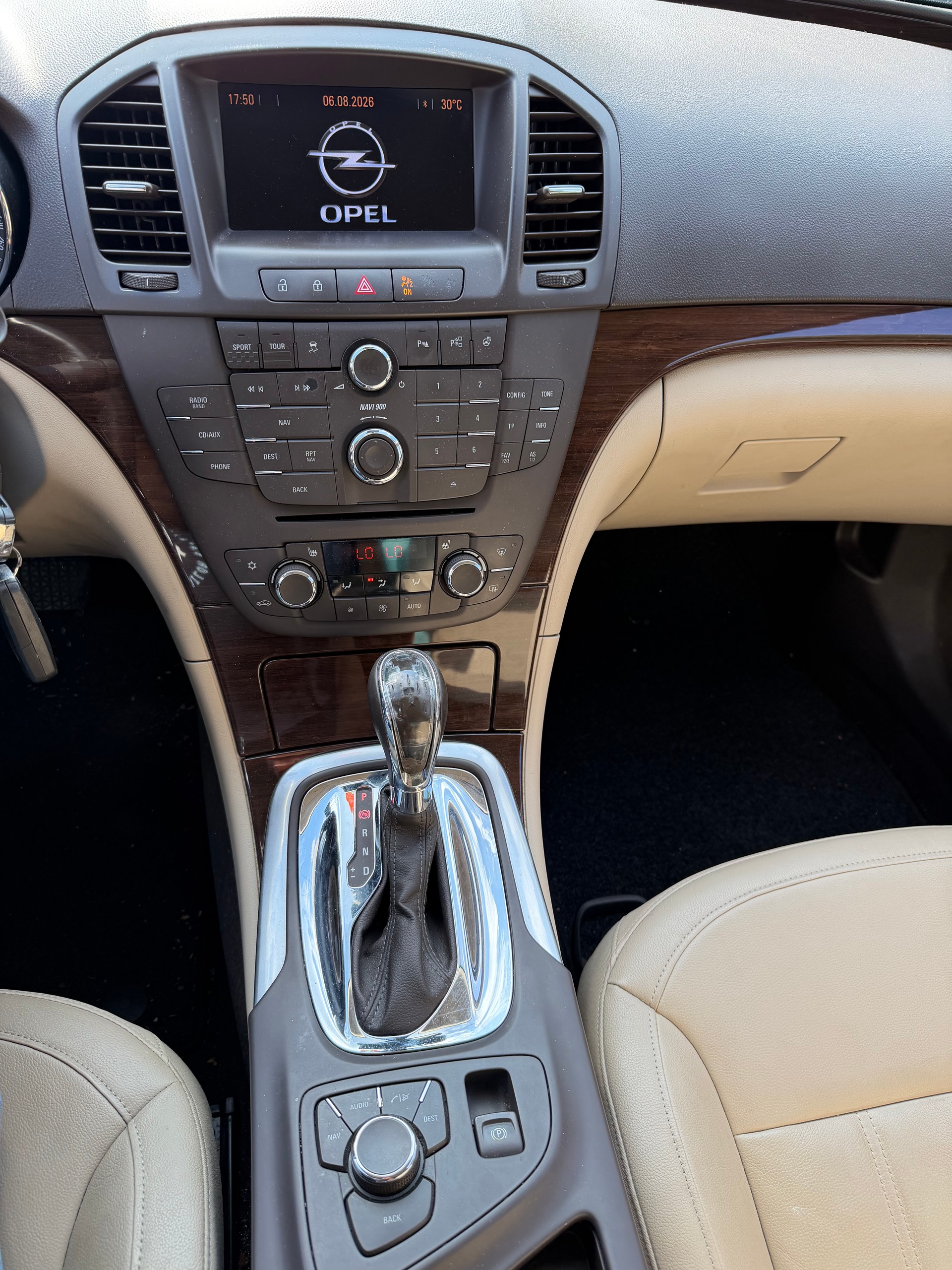 OPEL Insignia 2.0 Turbo Sport Automatic-image-7