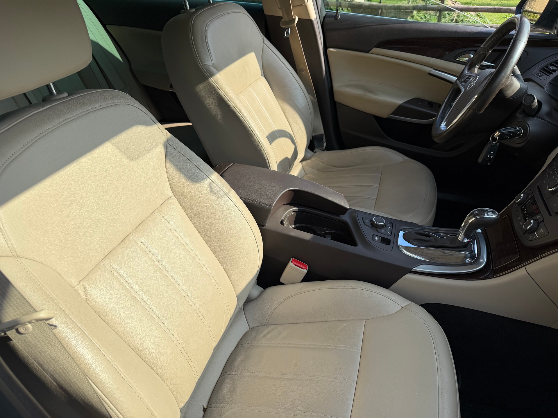 OPEL Insignia 2.0 Turbo Sport Automatic-image-5