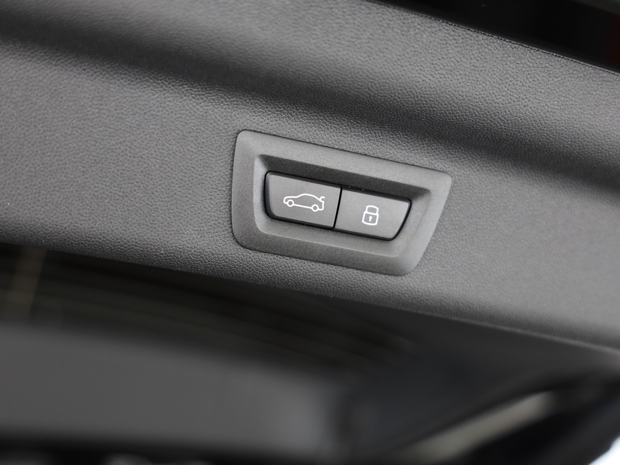 MINI Countryman SE ALL 4-image-9