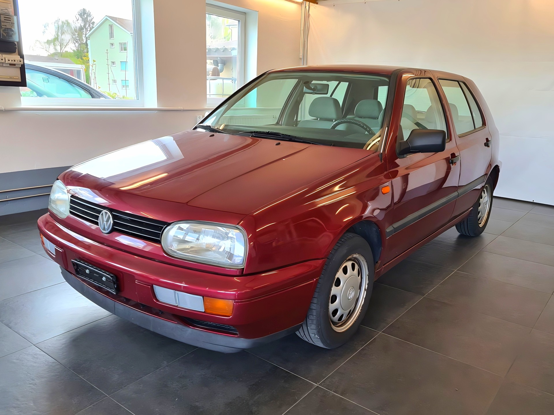 VW Golf 1800 Swiss Line ABS-image-0