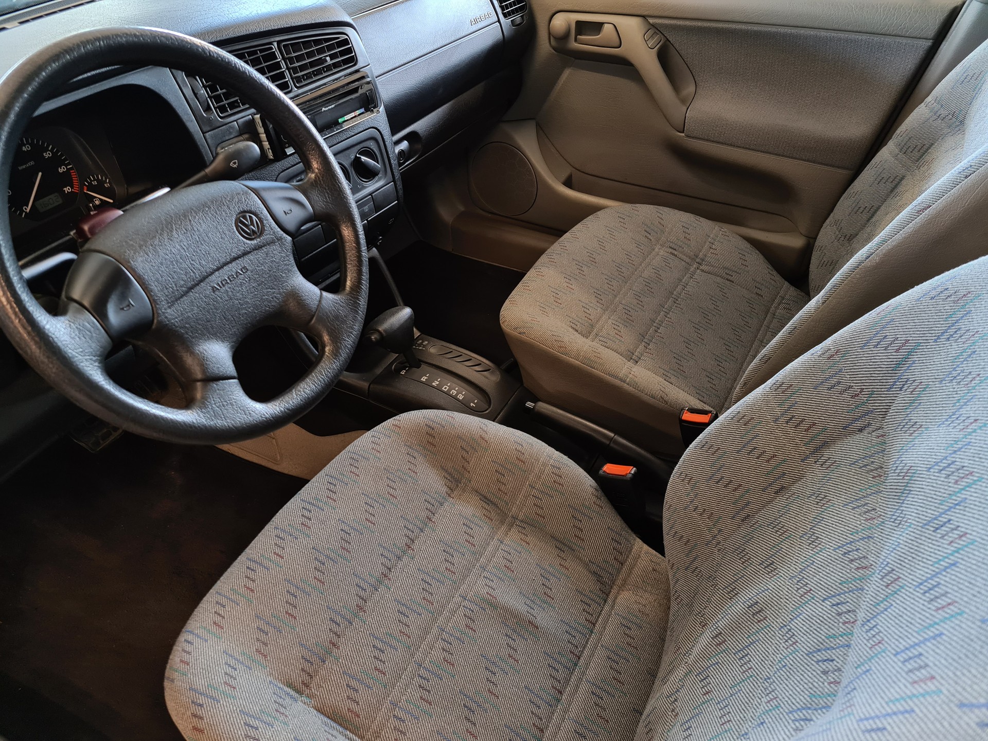 VW Golf 1800 Swiss Line ABS-image-7