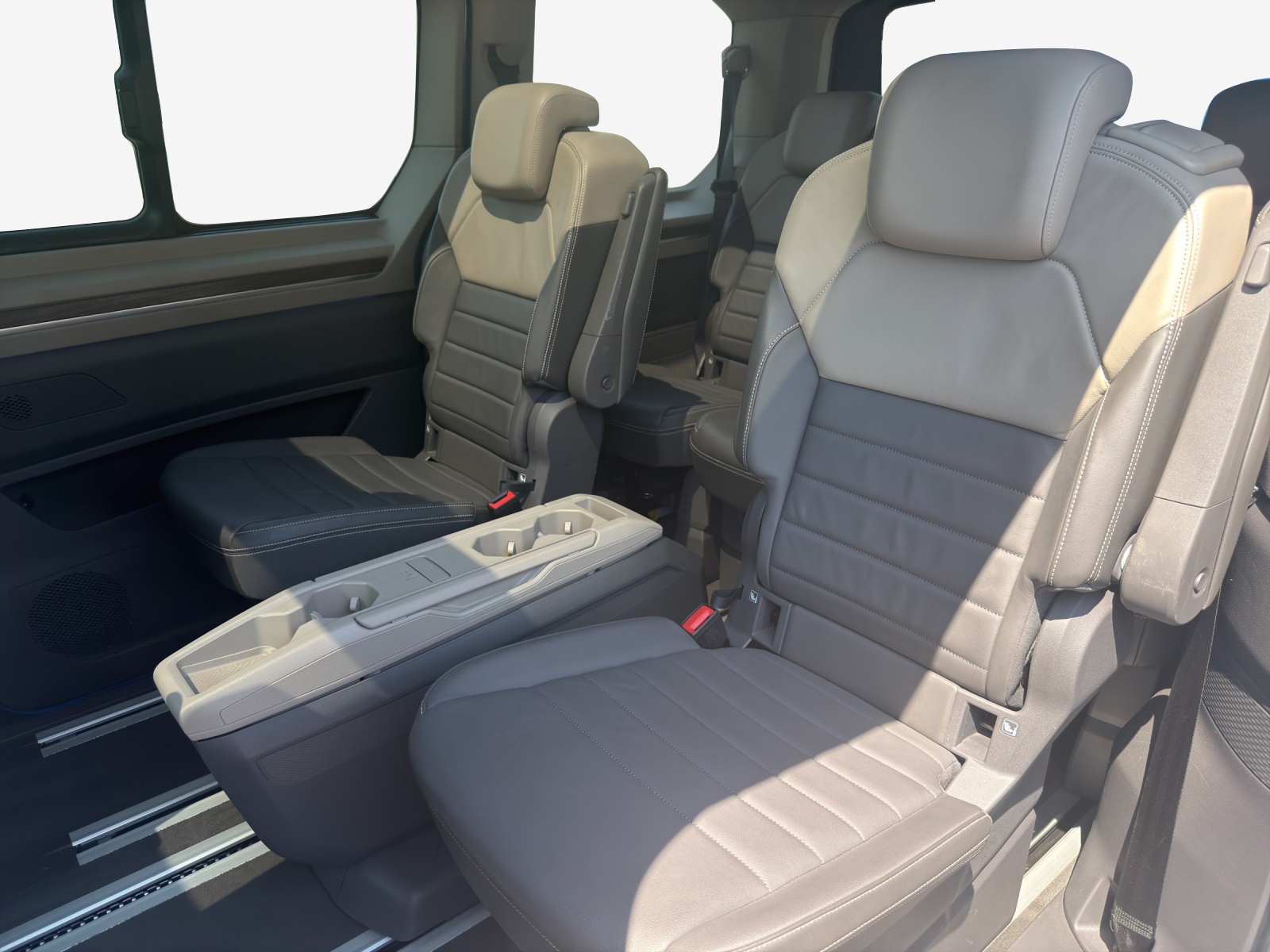 VW Multivan 1.4 eHybrid Style Liberty DSG-image-11