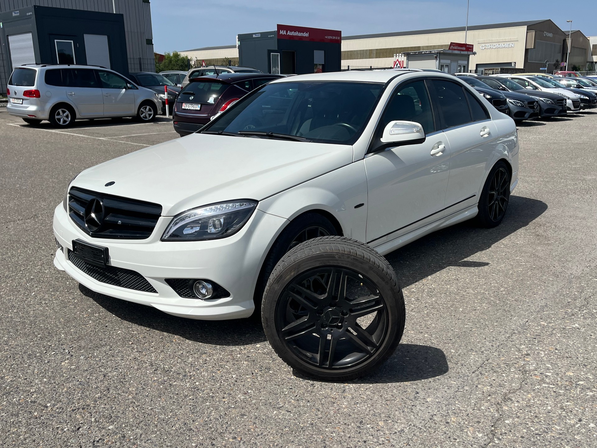 MERCEDES-BENZ C 180 Kompressor Avantgarde-image-4