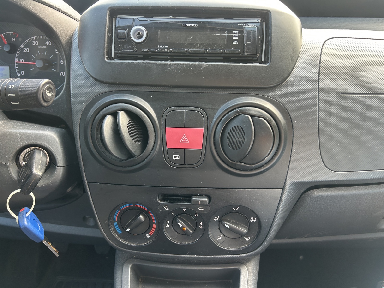 CITROEN Nemo 1.4i Multispace-image-9