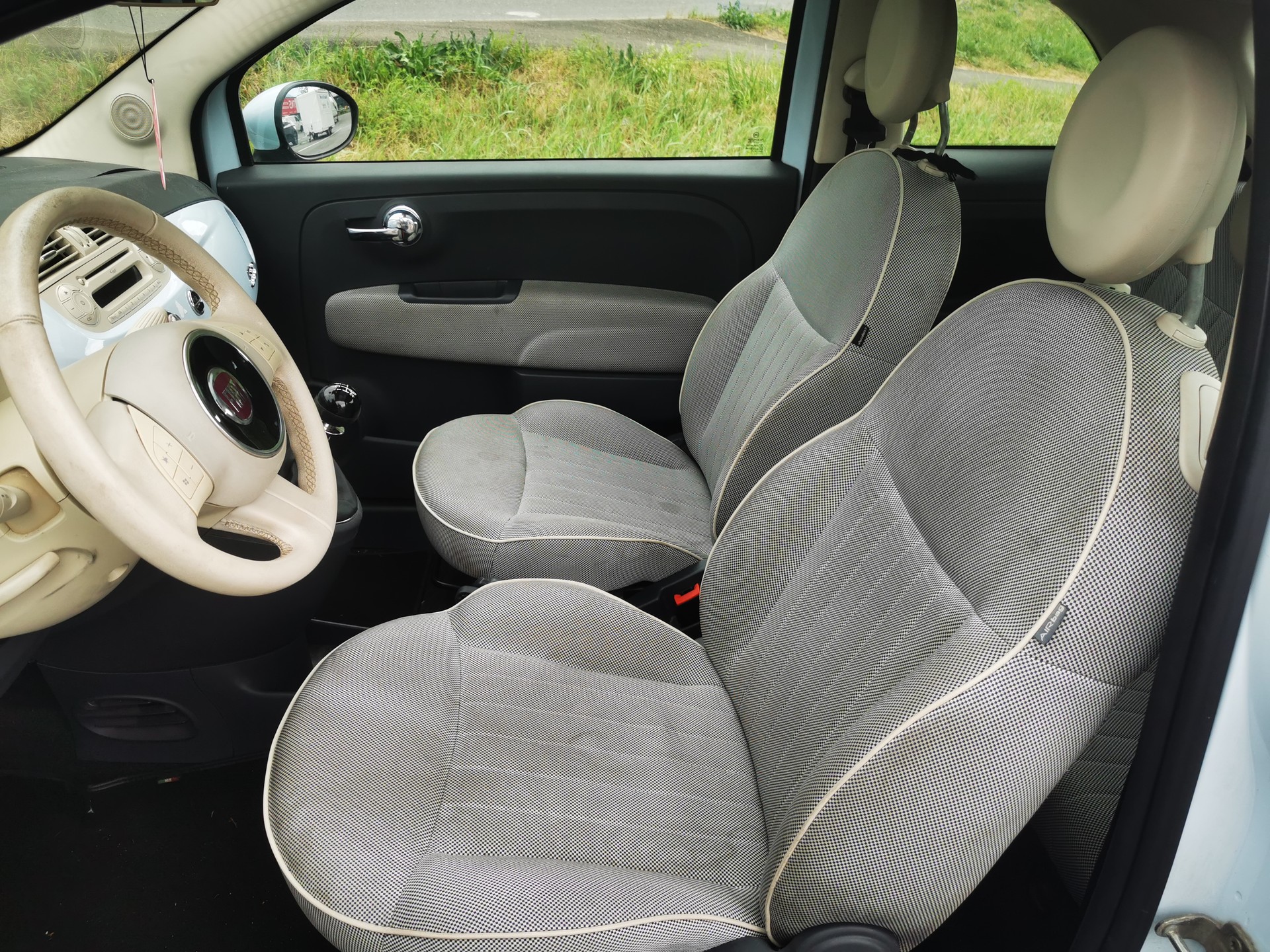 FIAT 500 1.2 Lounge-image-8