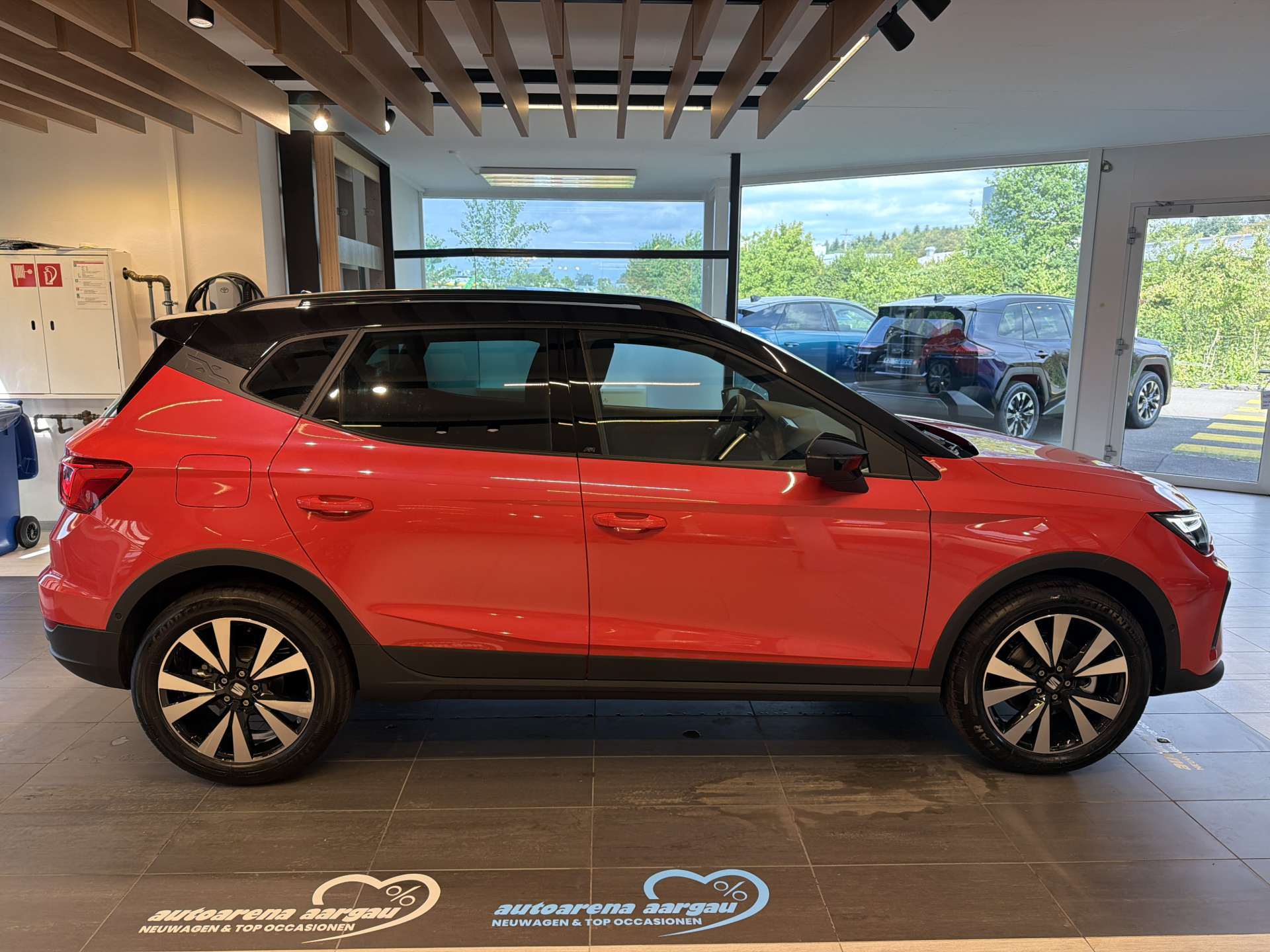 SEAT Arona 1.0 TSi Eco FR DSG-Automat-image-13