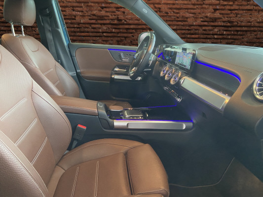 MERCEDES-BENZ GLB 35 AMG 4 MATIC-image-12
