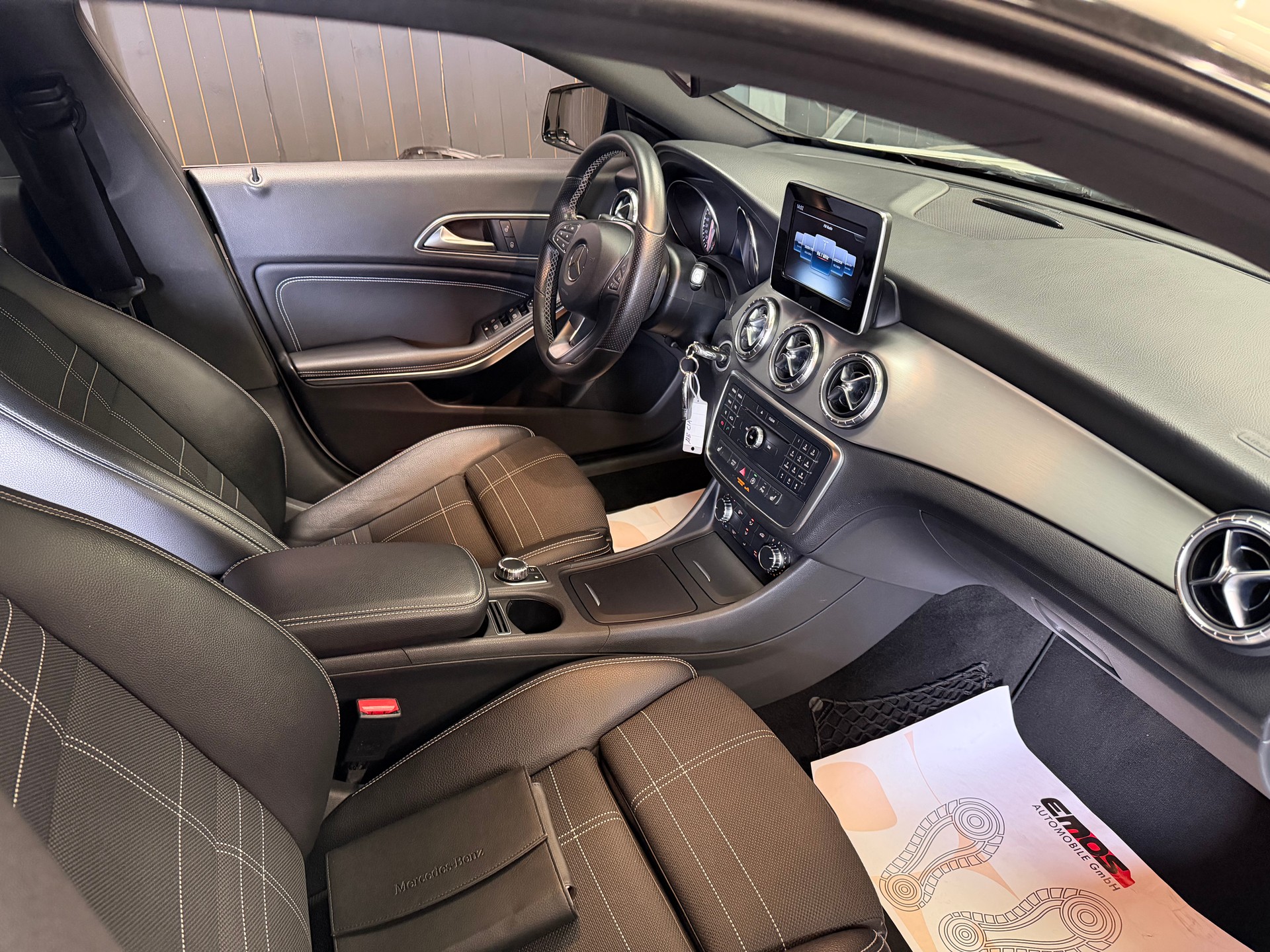 MERCEDES-BENZ CLA Shooting Brake 200 d-image-8