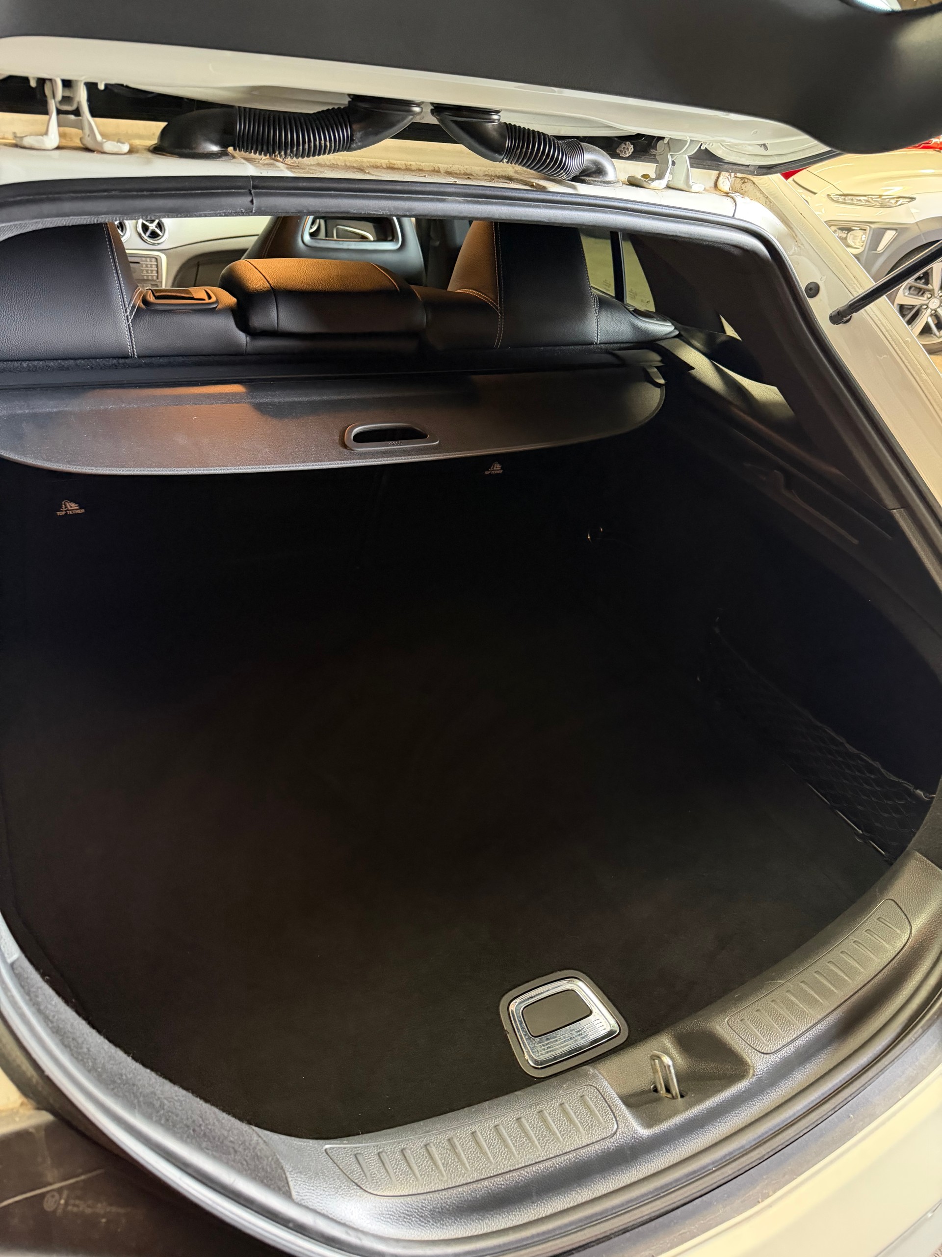 MERCEDES-BENZ CLA Shooting Brake 200 d-image-11