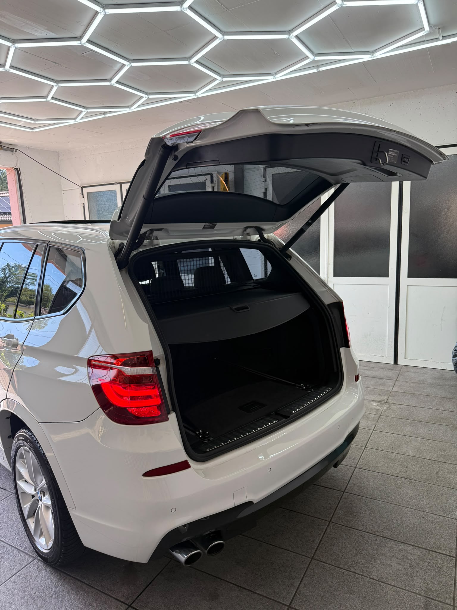 BMW X3 xDrive 35d Steptronic M-Sportpaket-image-3