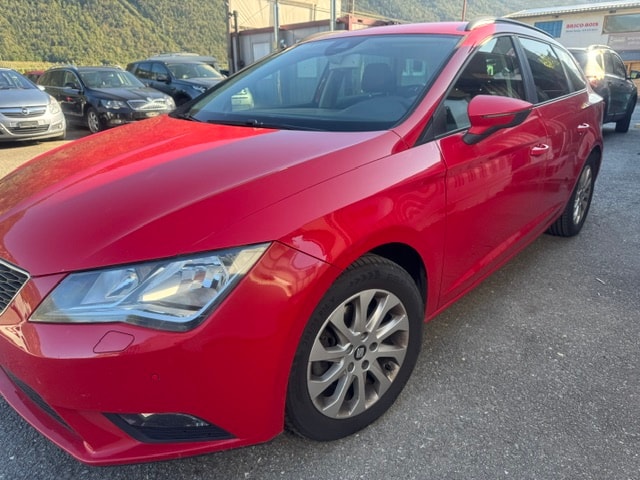 SEAT Leon ST 1.6 TDI Style 4Drive-image-9