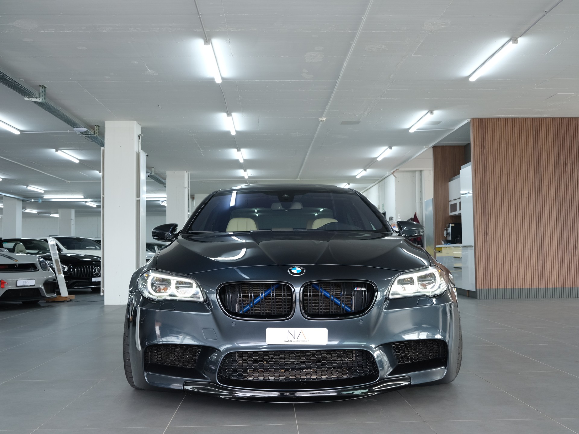 BMW M5 Drivelogic *Harman & Kardon* *GRAIL Abgassanlage* *Rückfahrkamera*-image-8