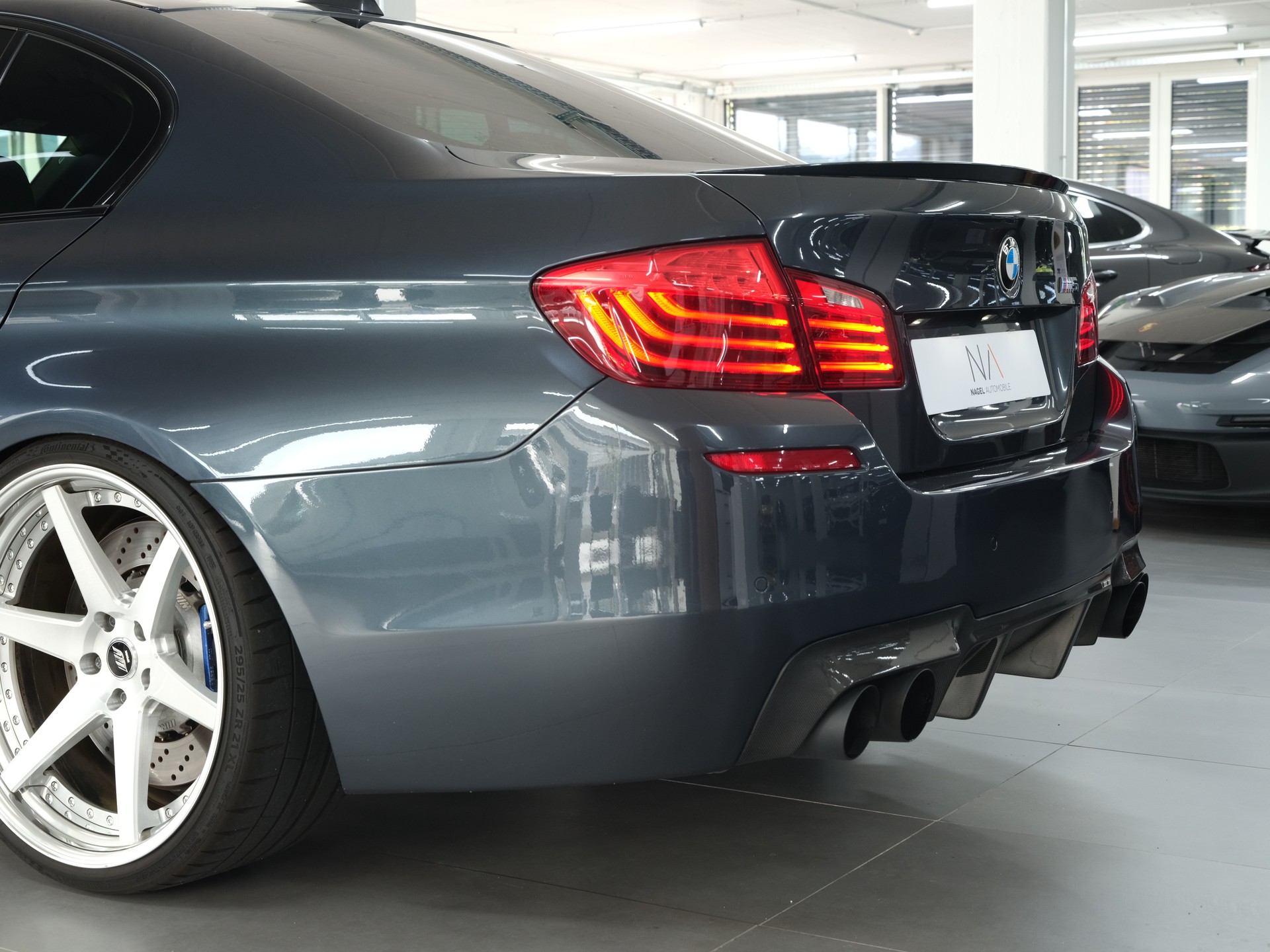 BMW M5 Drivelogic *Harman & Kardon* *GRAIL Abgassanlage* *Rückfahrkamera*-image-14