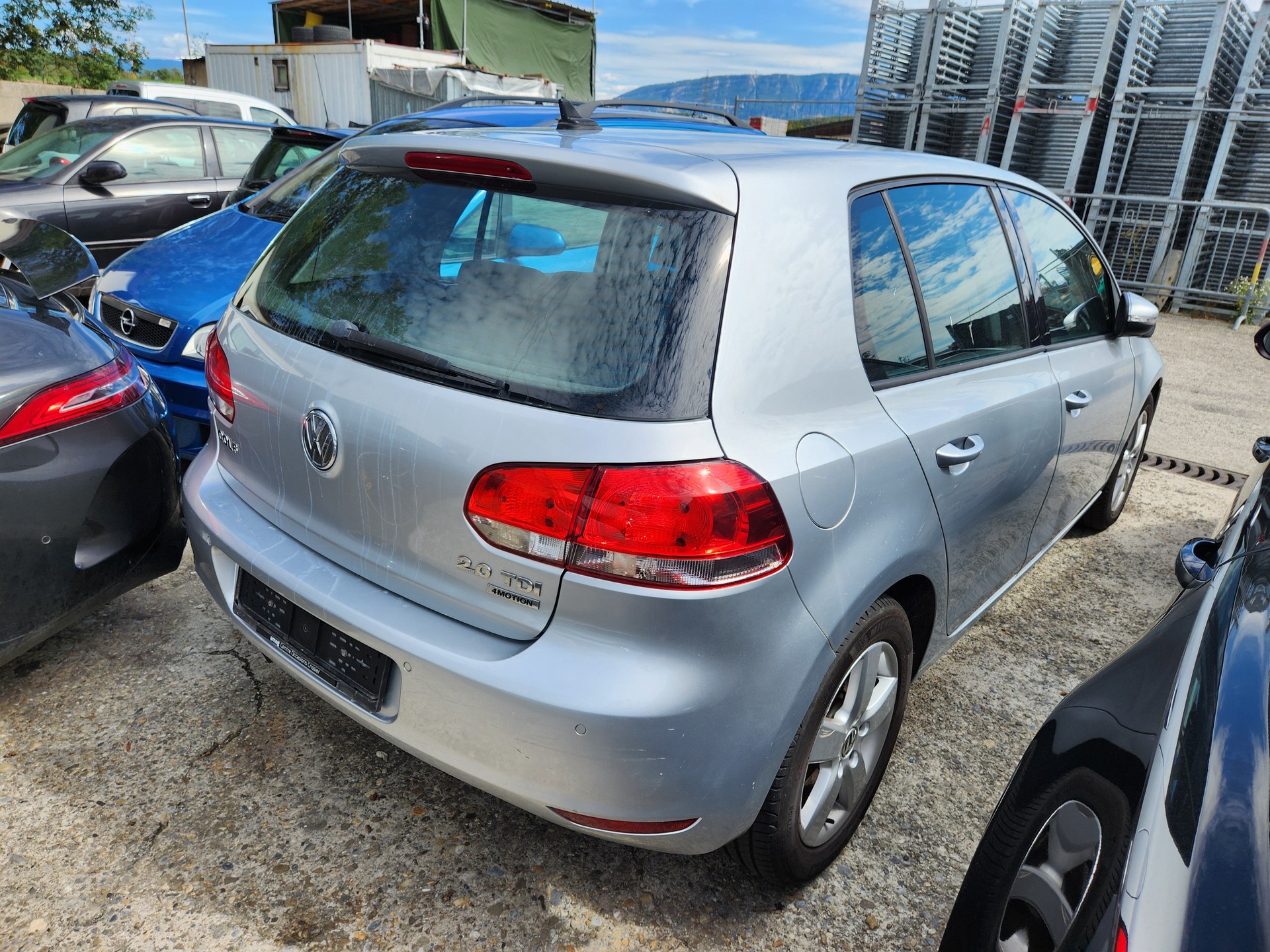 VW Golf 2.0 TDI Team 4Motion-image-2